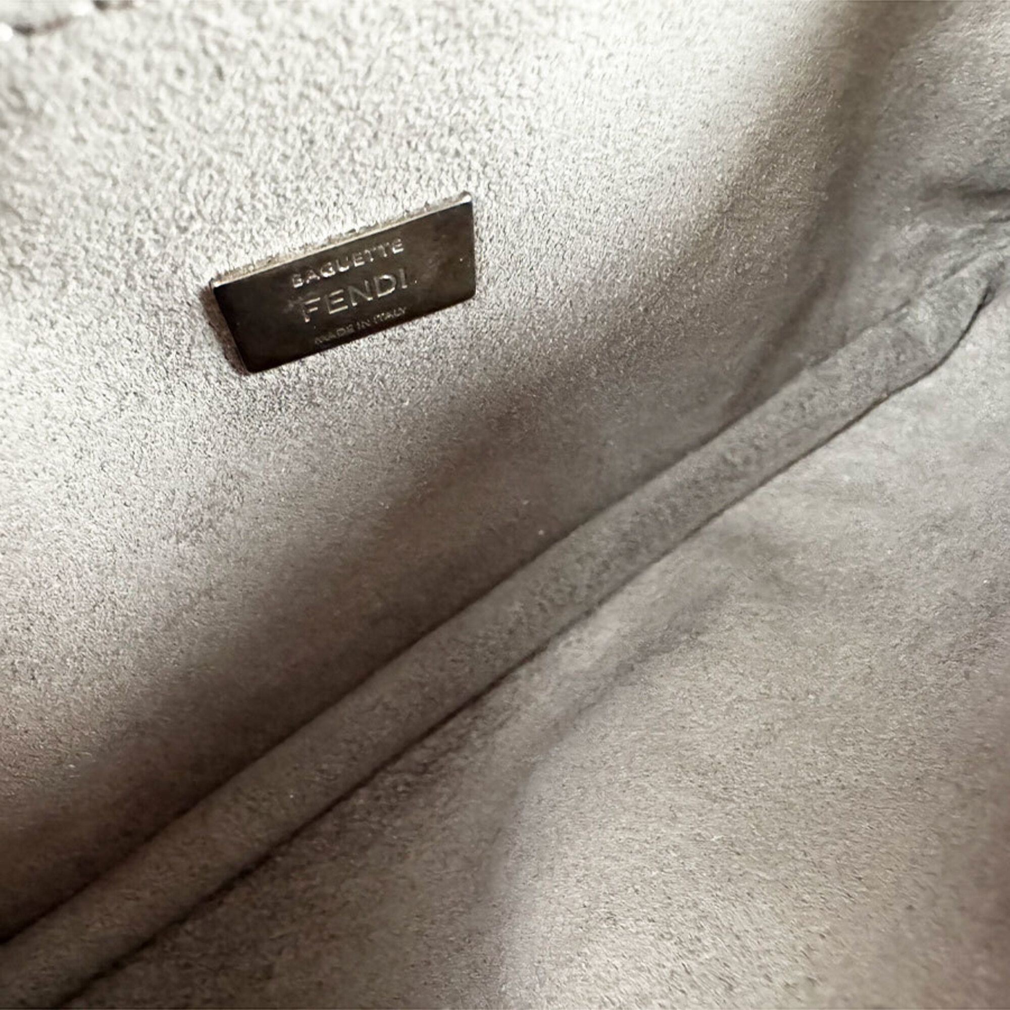 Leather Shoulder Bag (Pre-Owned) - Fendi - Modalova