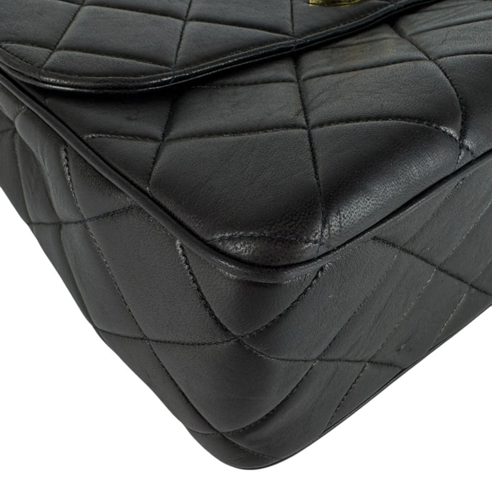 Leather Shoulder Bag (Pre-Owned) - Chanel - Modalova