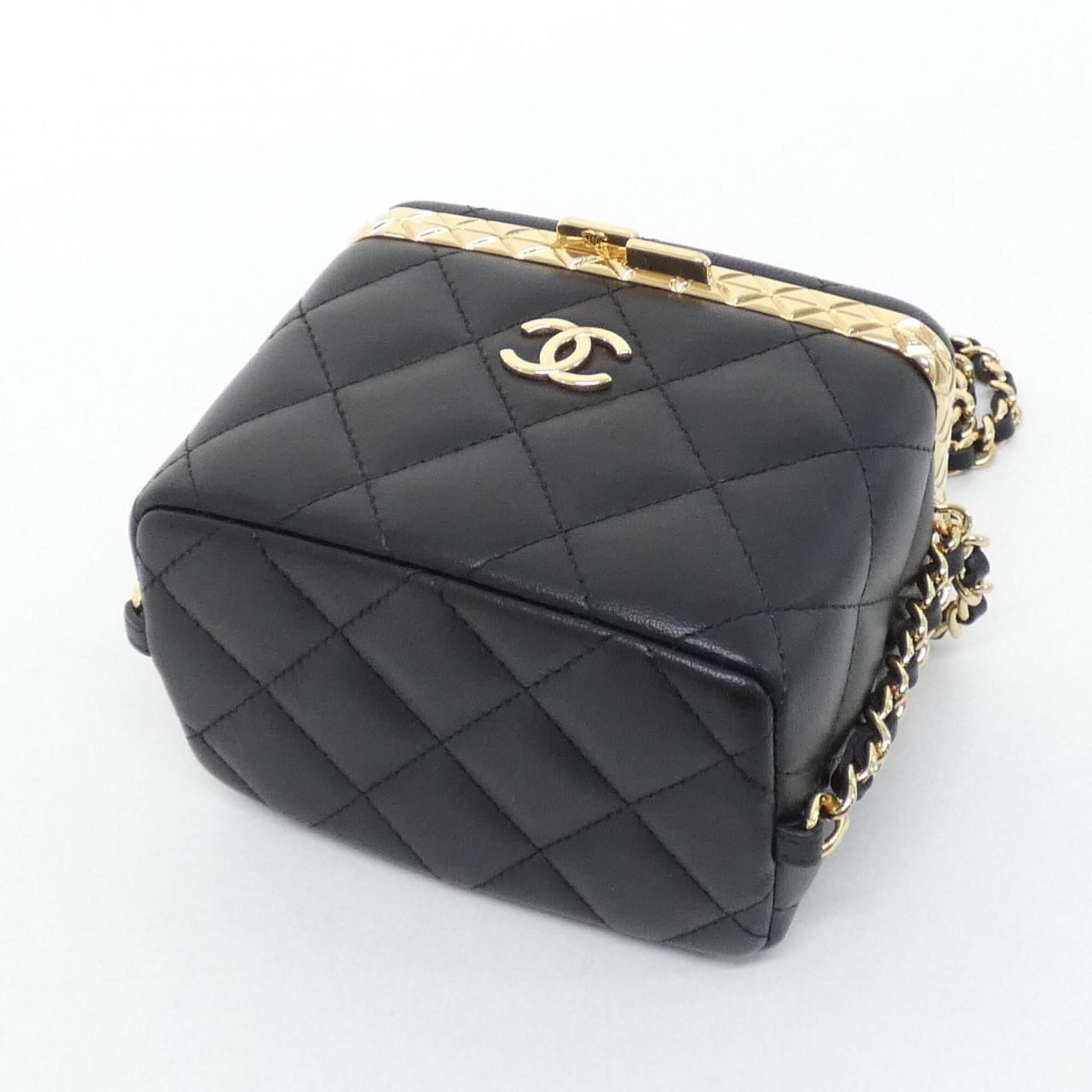 Leather Shoulder Bag (Pre-Owned) - Chanel - Modalova