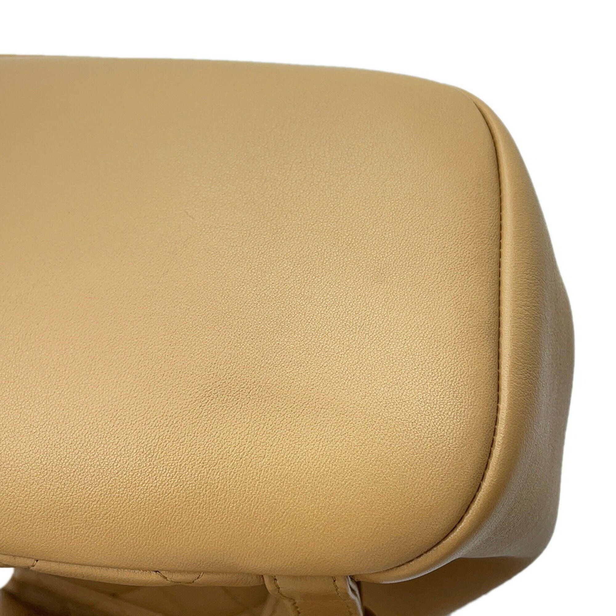 Matelasse Leather Backpack (Pre-Owned) - Chanel - Modalova