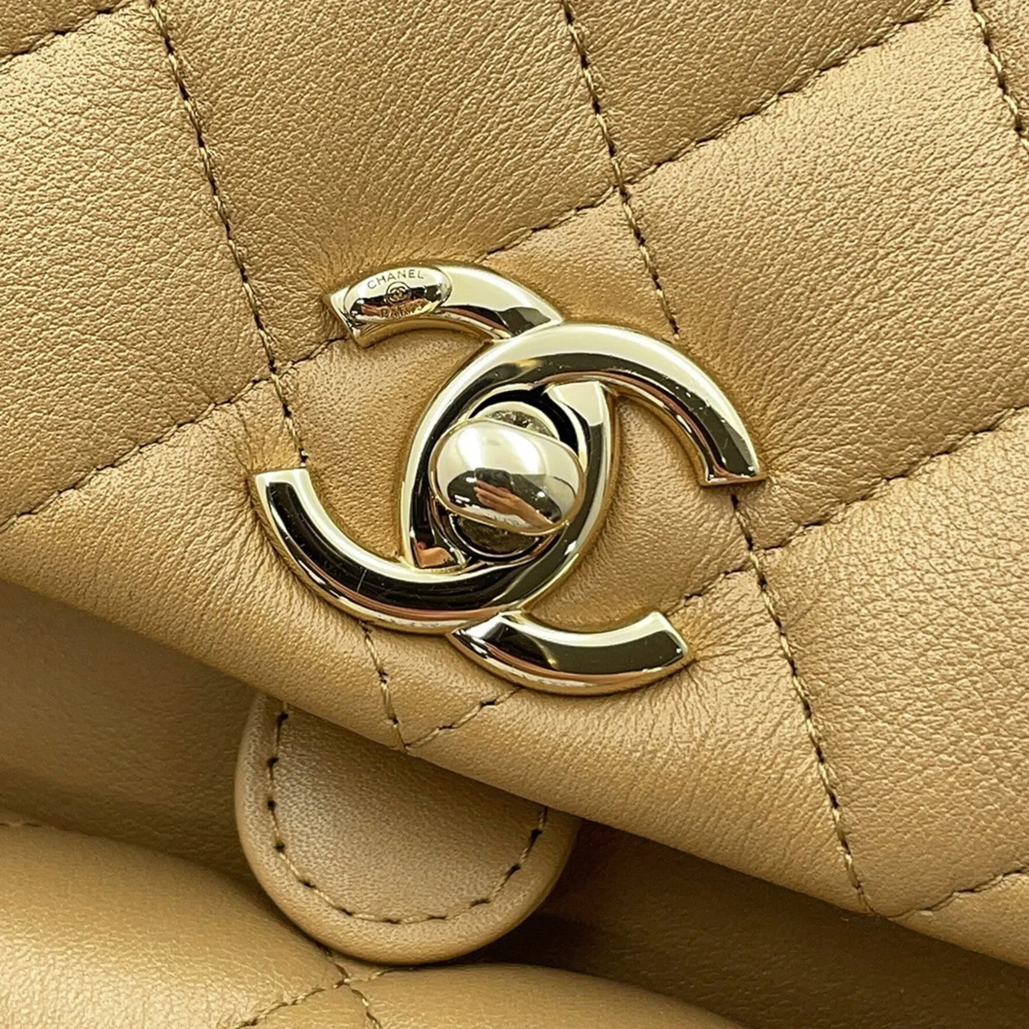 Matelasse Leather Backpack (Pre-Owned) - Chanel - Modalova