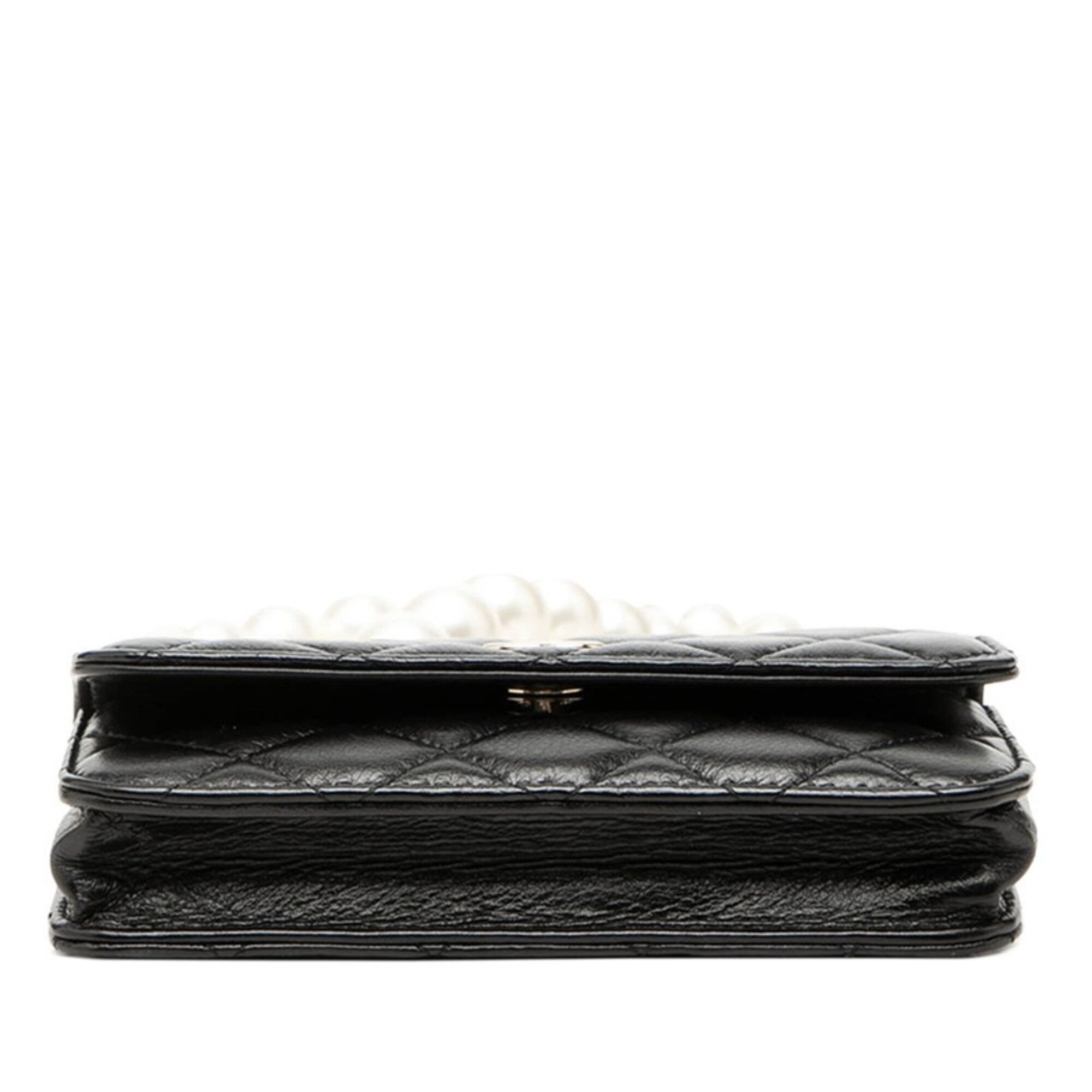 Leather Artificial Pearl Shoulder Bag (Pre-Owned) - Chanel - Modalova