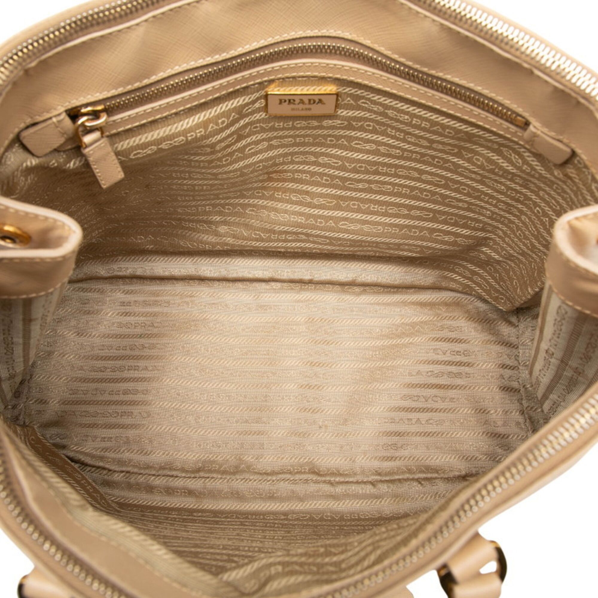 Saffiano Handbag (Pre-Owned) - Prada - Modalova