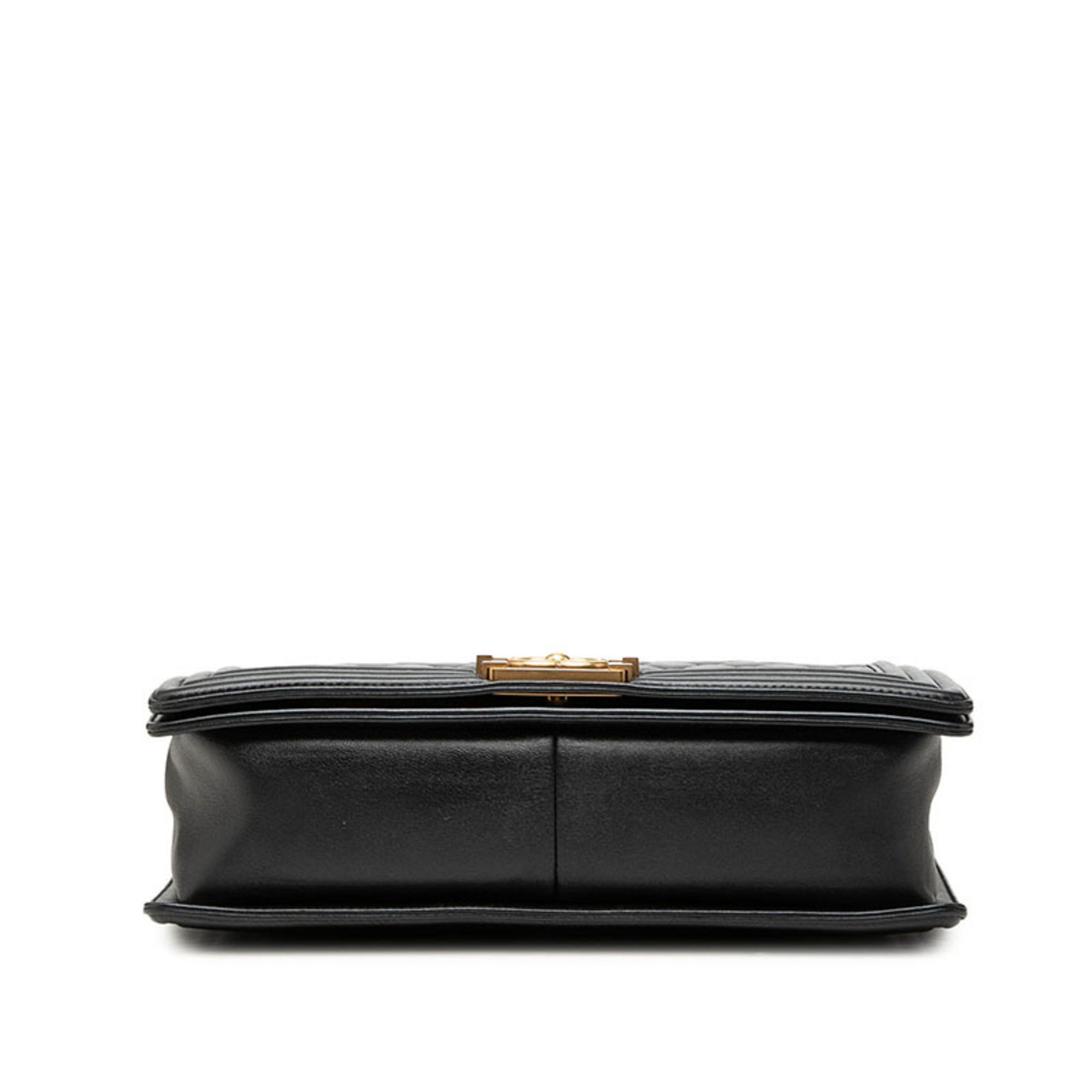 Boy Leather Shoulder Bag (Pre-Owned) - Chanel - Modalova