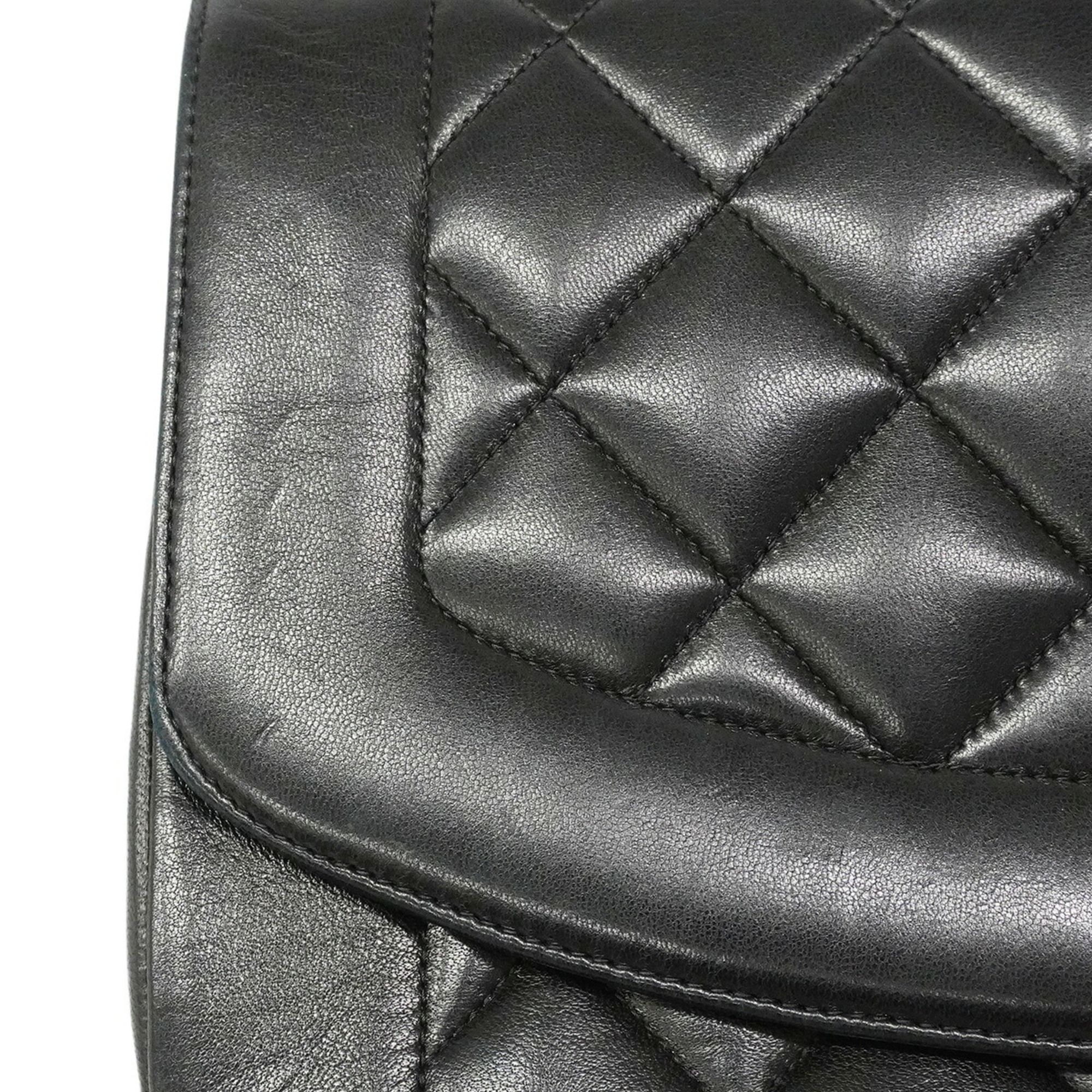 Leather Shoulder Bag (Pre-Owned) - Chanel - Modalova