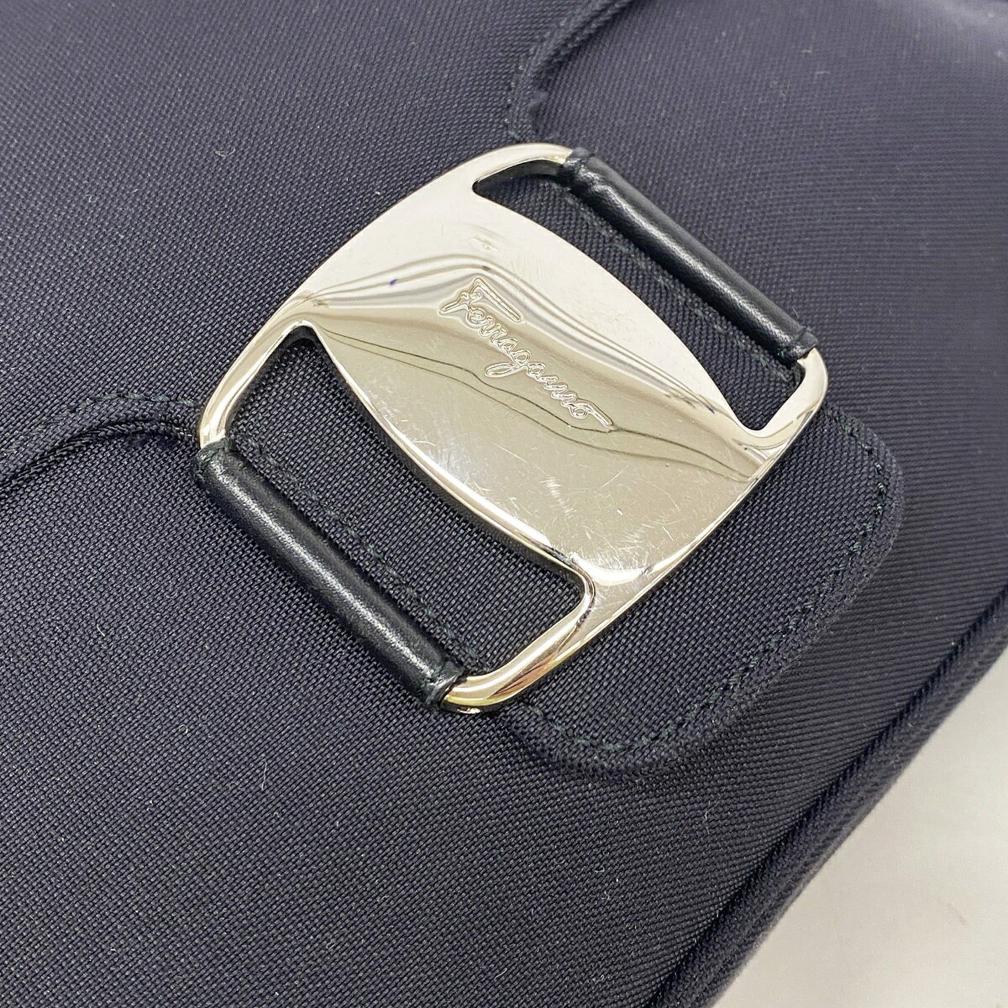 Canvas Shoulder Bag (Pre-Owned) - Salvatore Ferragamo - Modalova