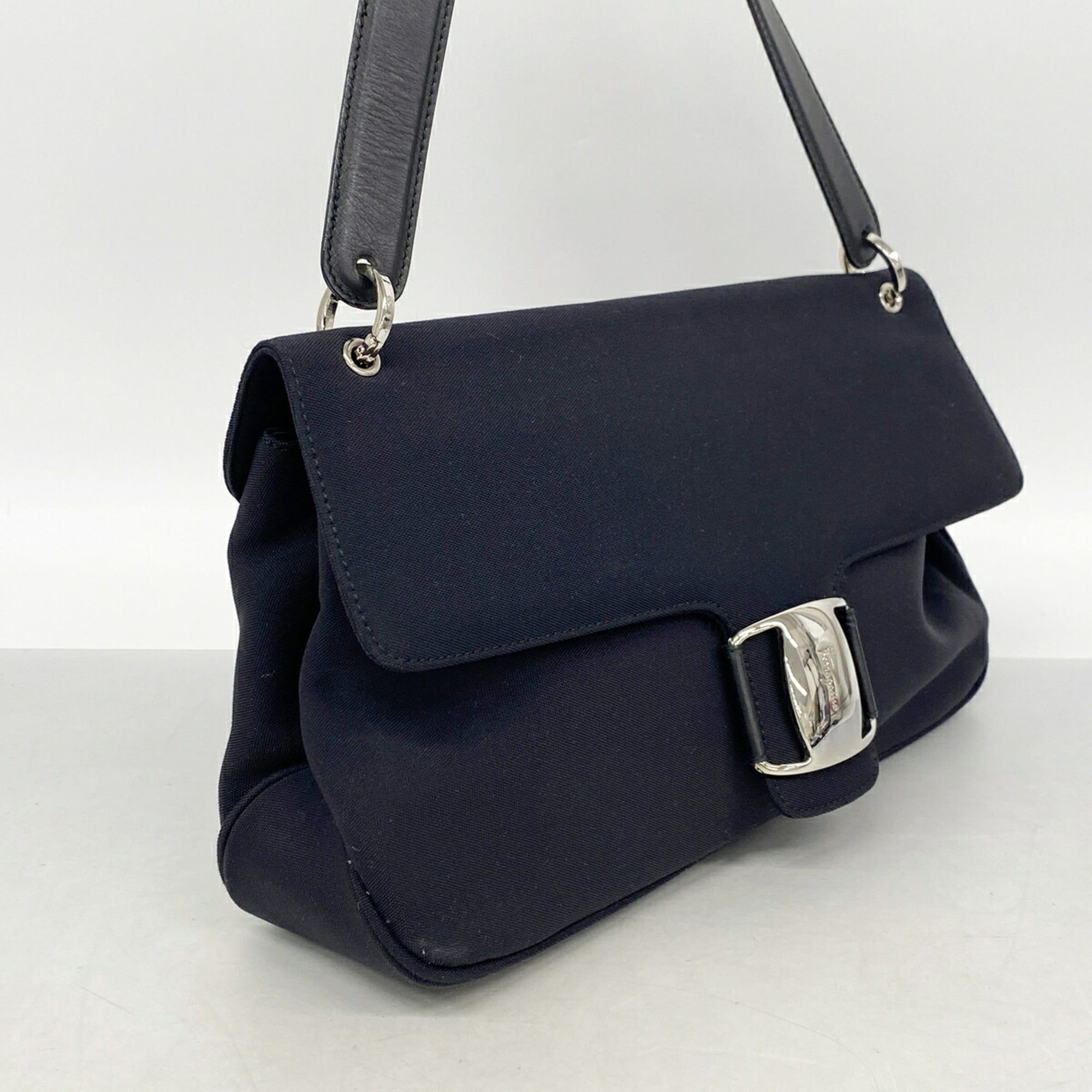 Canvas Shoulder Bag (Pre-Owned) - Salvatore Ferragamo - Modalova