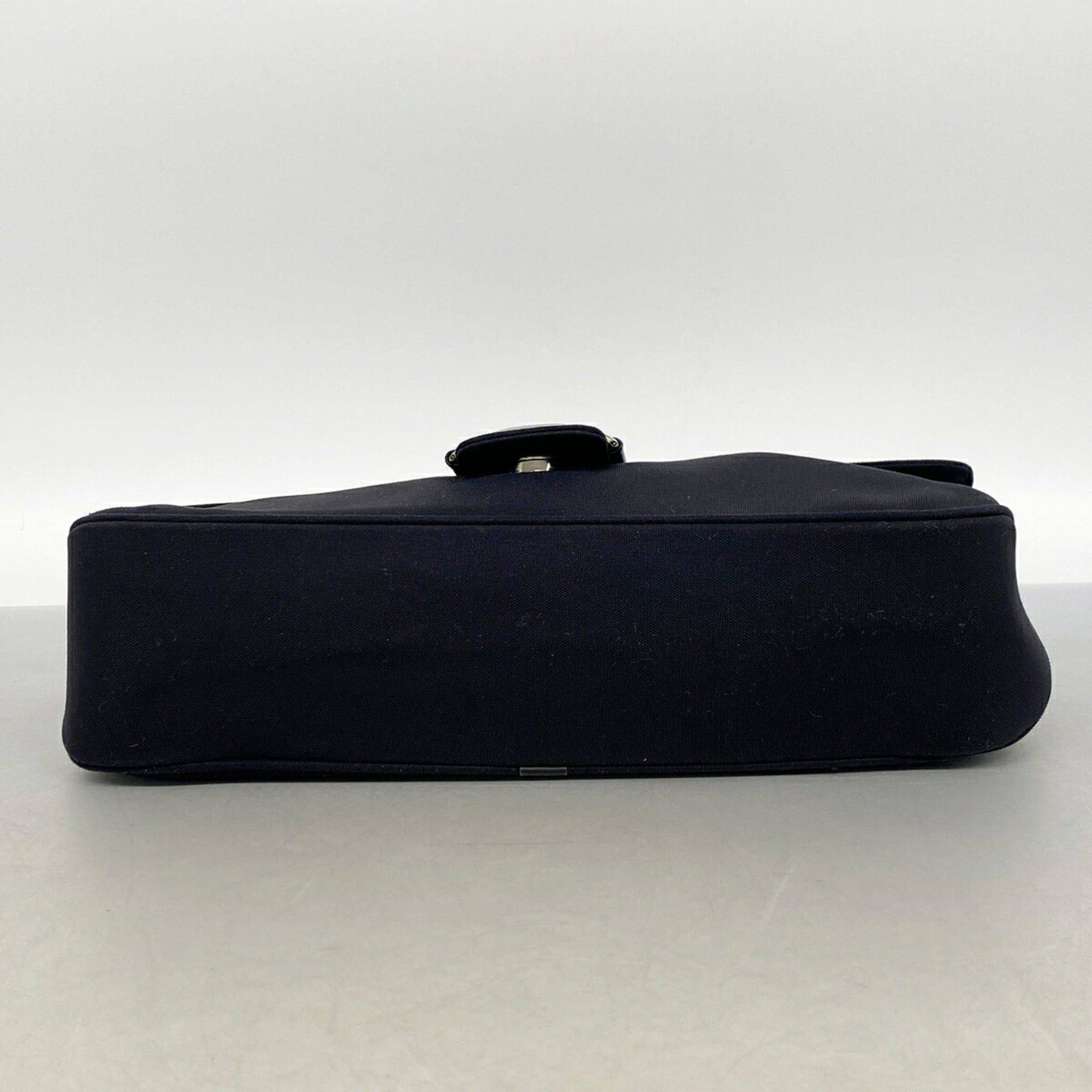 Canvas Shoulder Bag (Pre-Owned) - Salvatore Ferragamo - Modalova