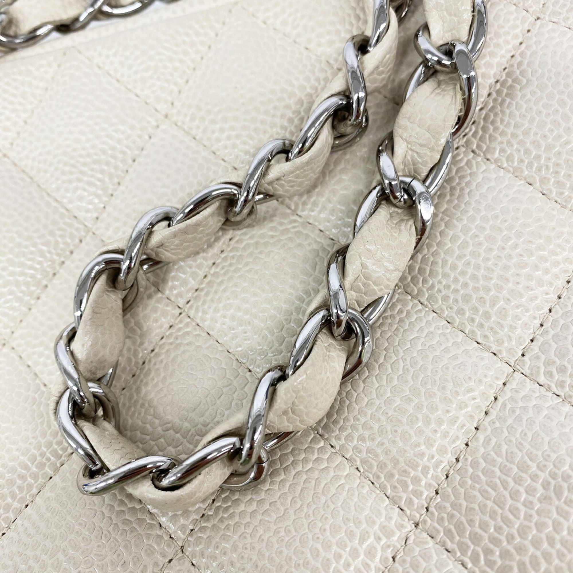 Grained Calfskin Shoulder Bag (Pre-Owned) - Chanel - Modalova