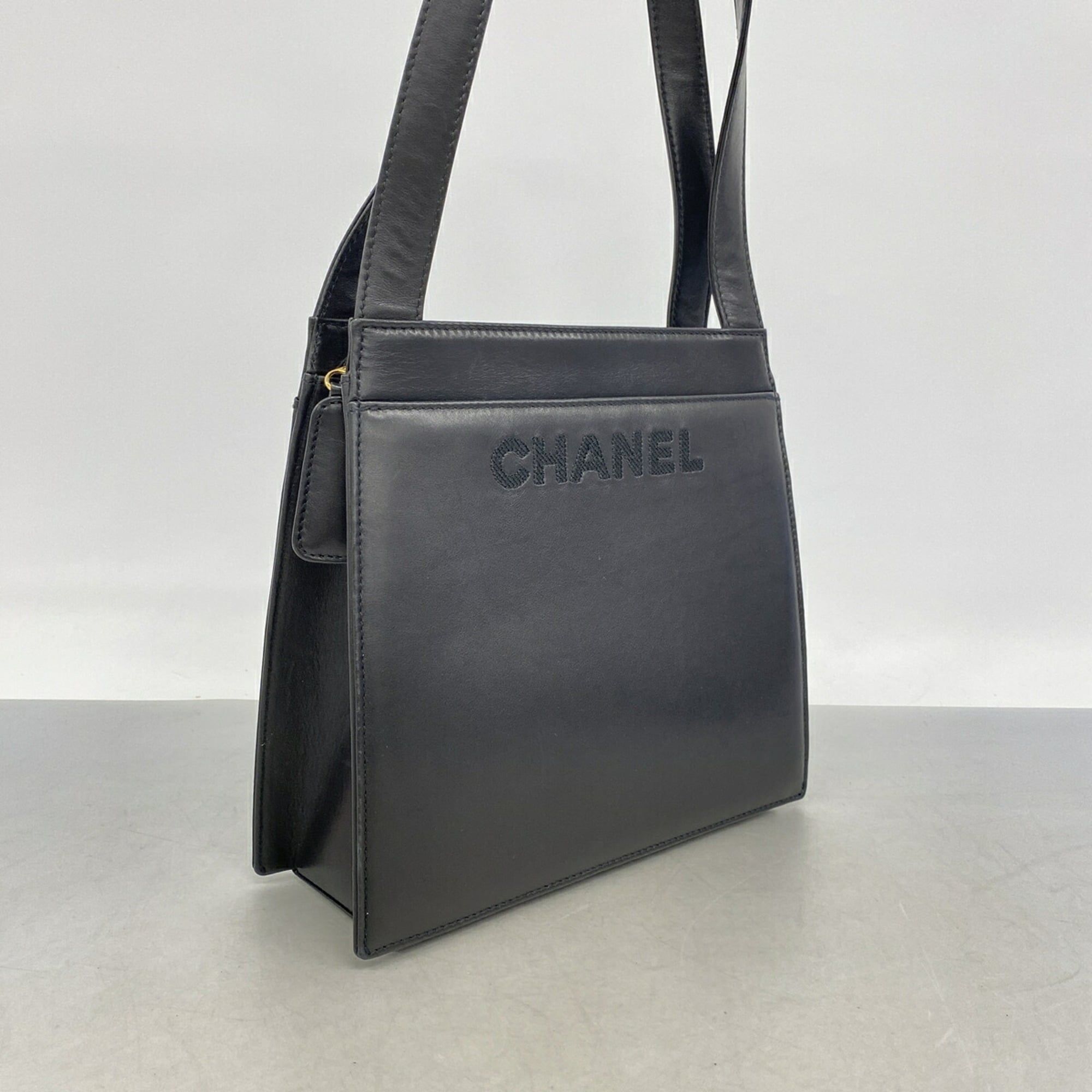 Leather Tote Bag (Pre-Owned) - Chanel - Modalova