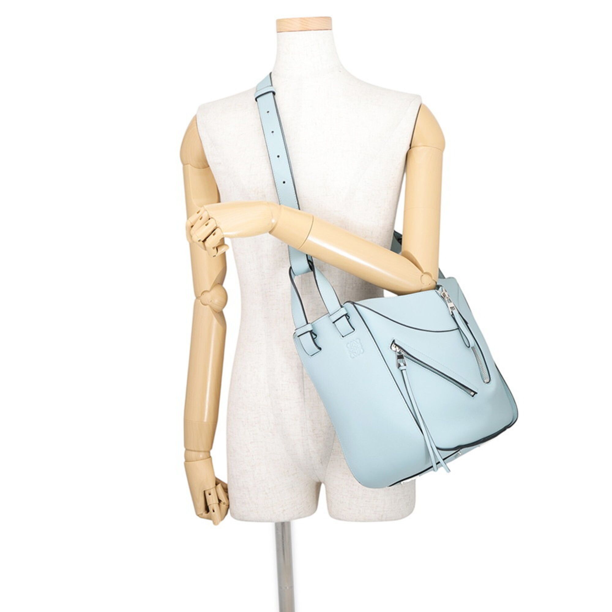 Hammock Leather Handbag (Pre-Owned) - Loewe - Modalova