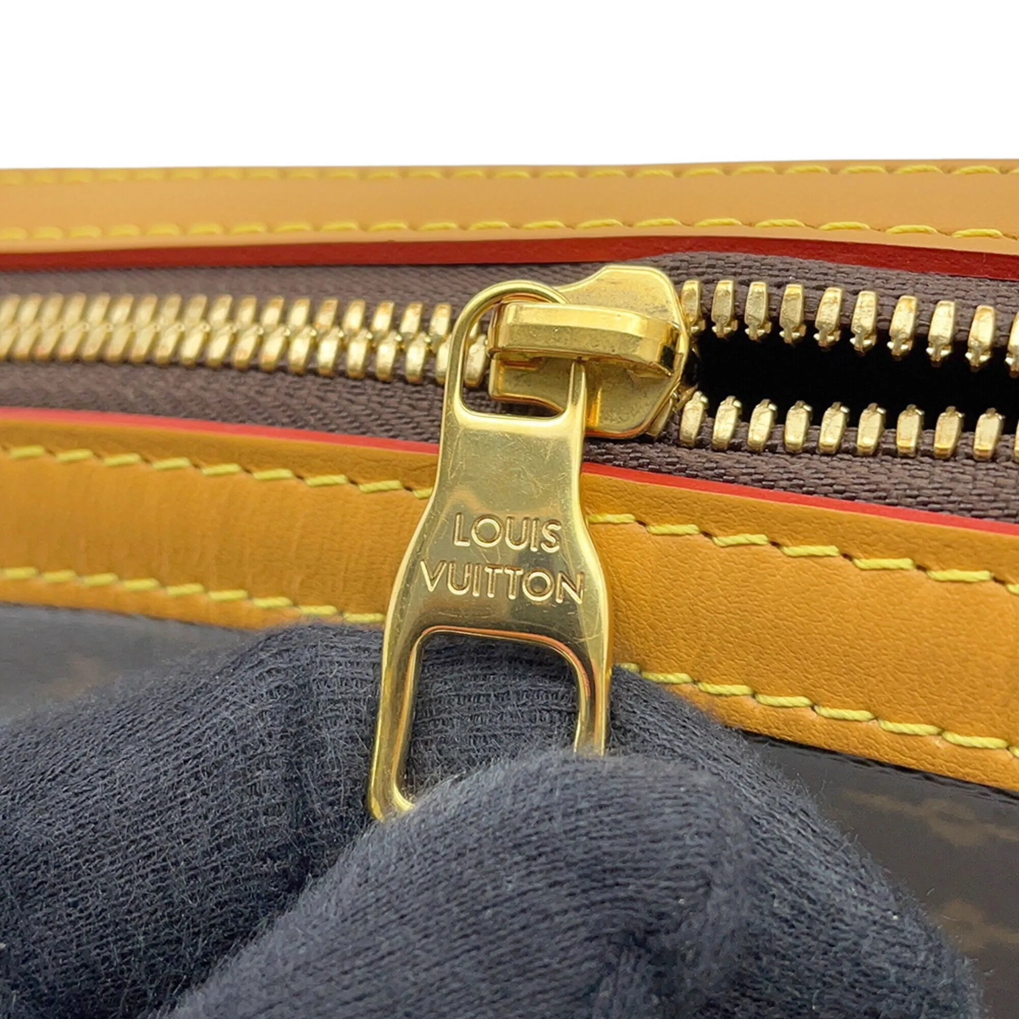 Handbag Pouch Shoulder Bag (Pre-Owned) - Louis Vuitton - Modalova