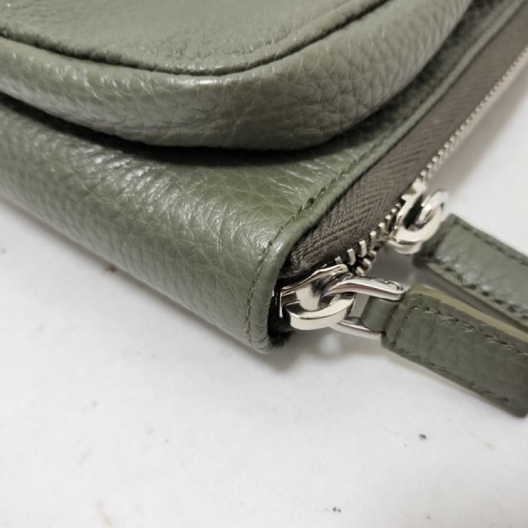 Leather Shoulder Bag (Pre-Owned) - Prada - Modalova