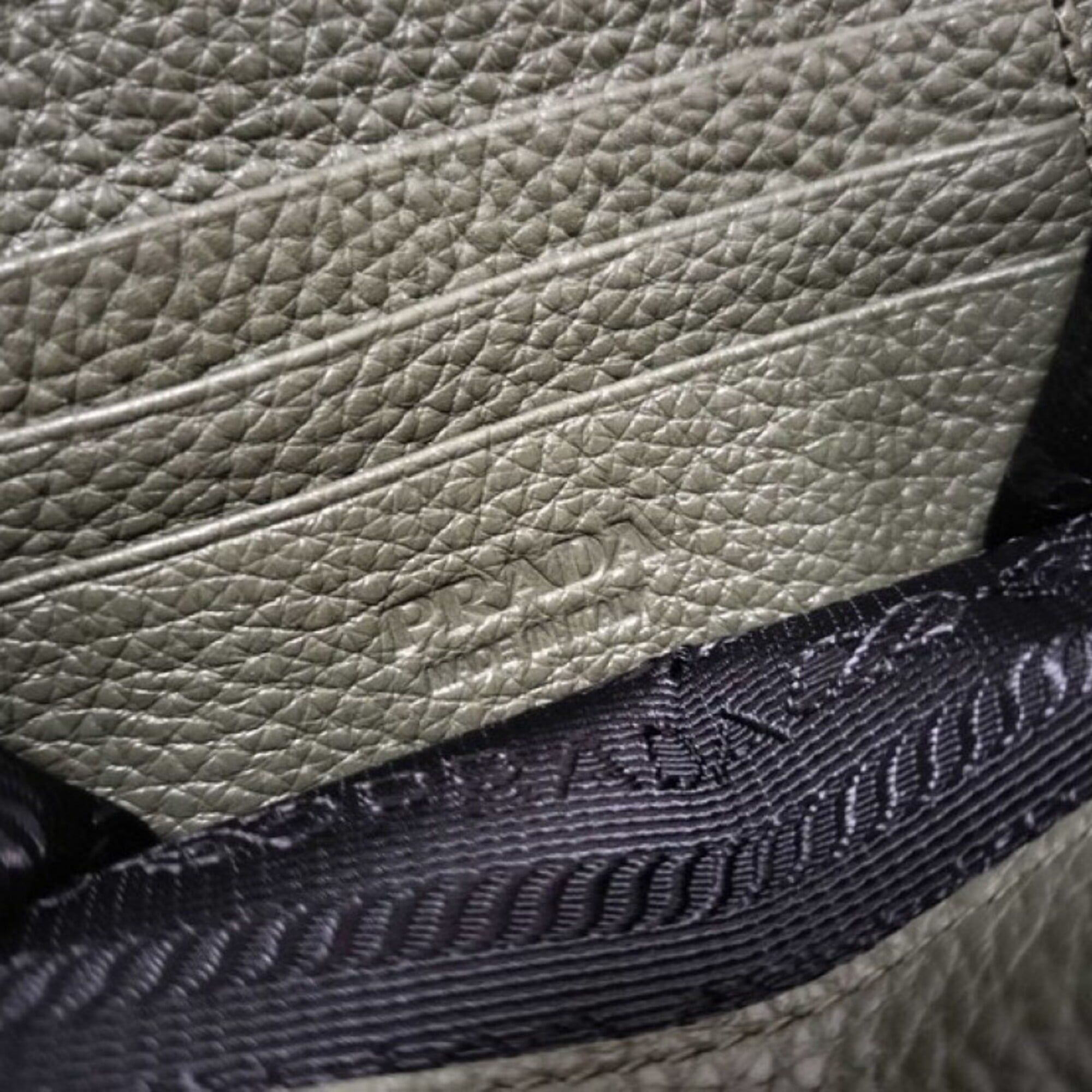 Leather Shoulder Bag (Pre-Owned) - Prada - Modalova