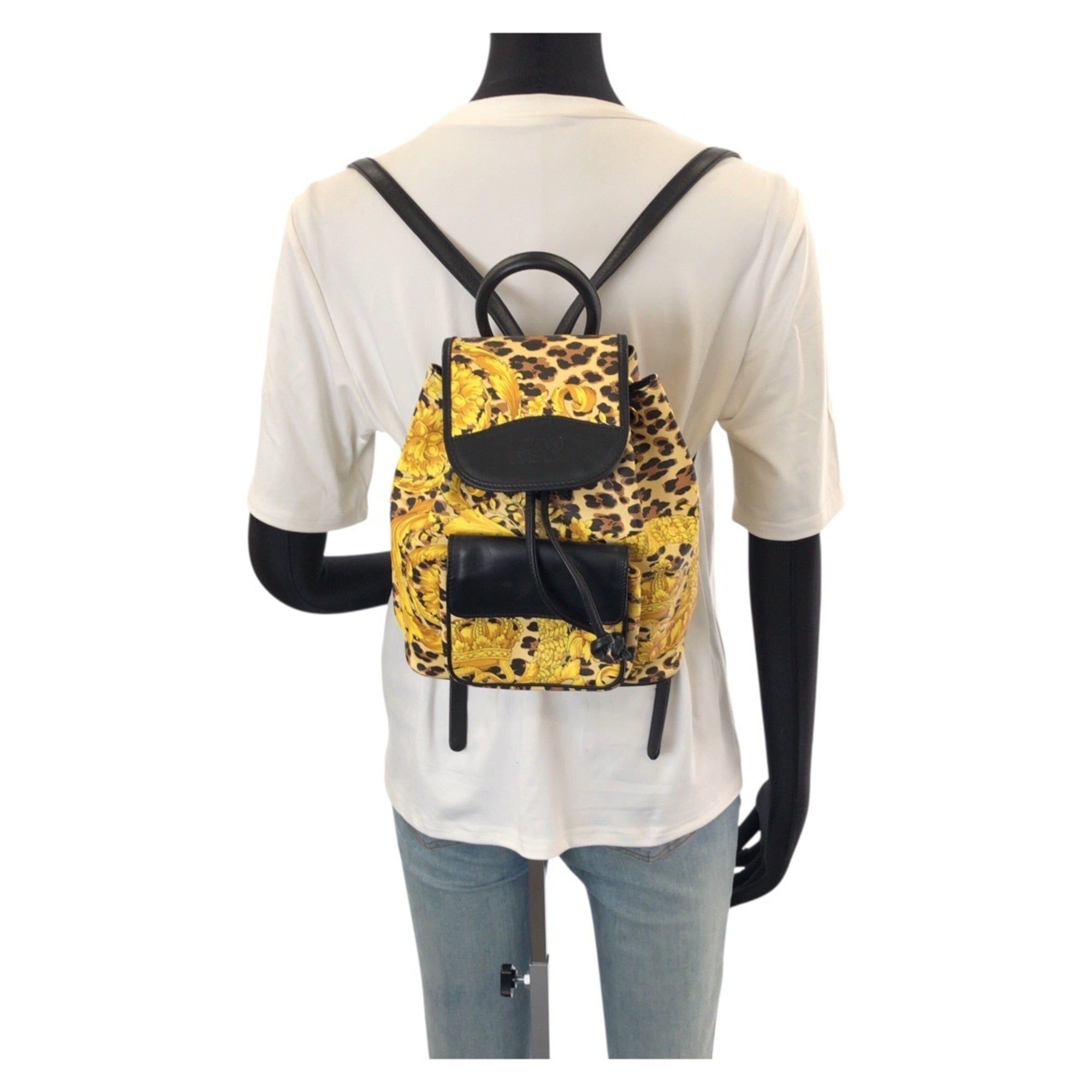 Pvc Leather Backpack (Pre-Owned) - Versace - Modalova