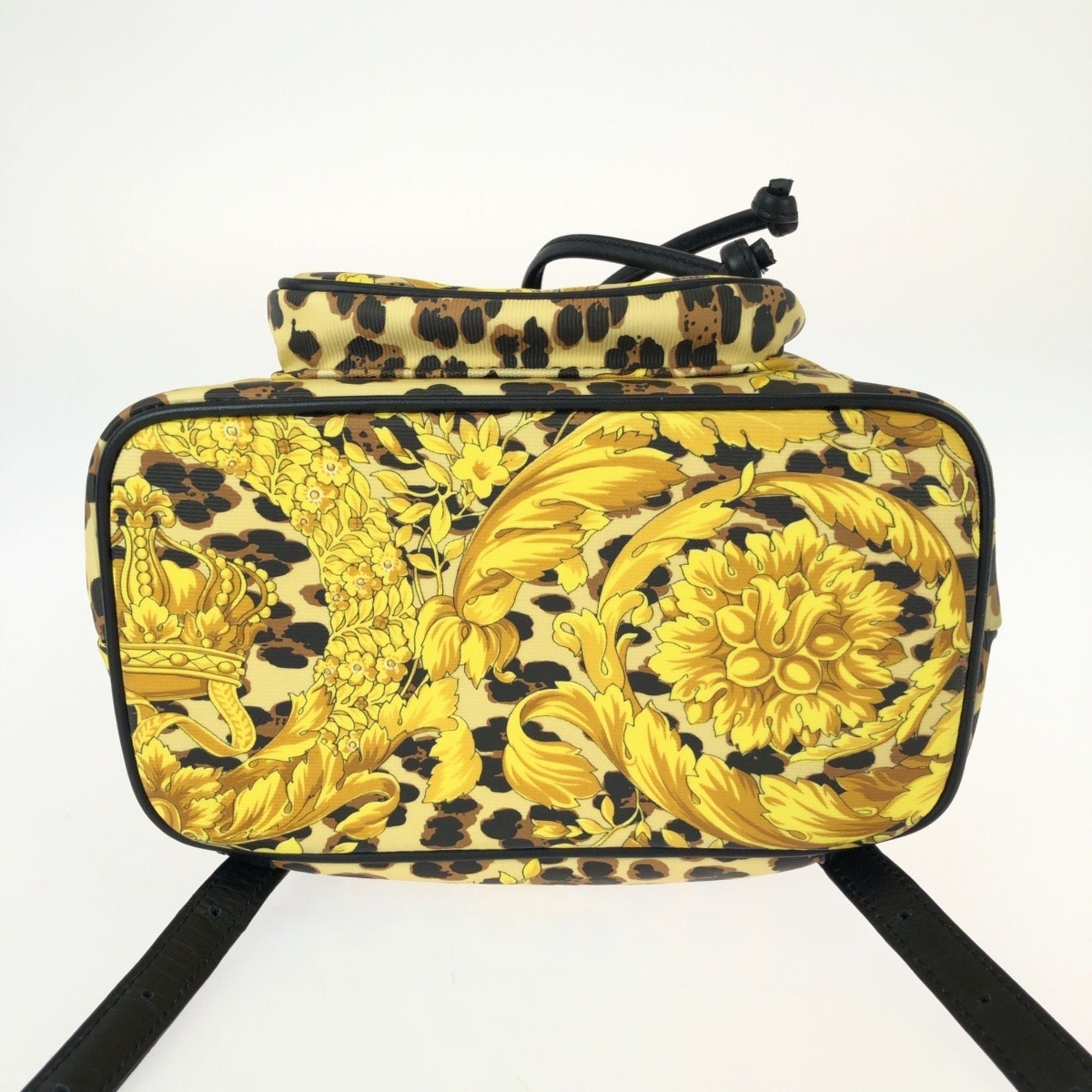 Pvc Leather Backpack (Pre-Owned) - Versace - Modalova