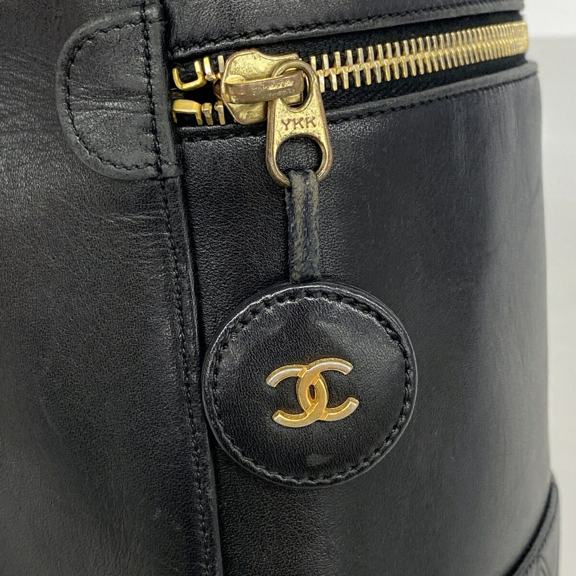 Leather Vanity Bag (Pre-Owned) - Chanel - Modalova