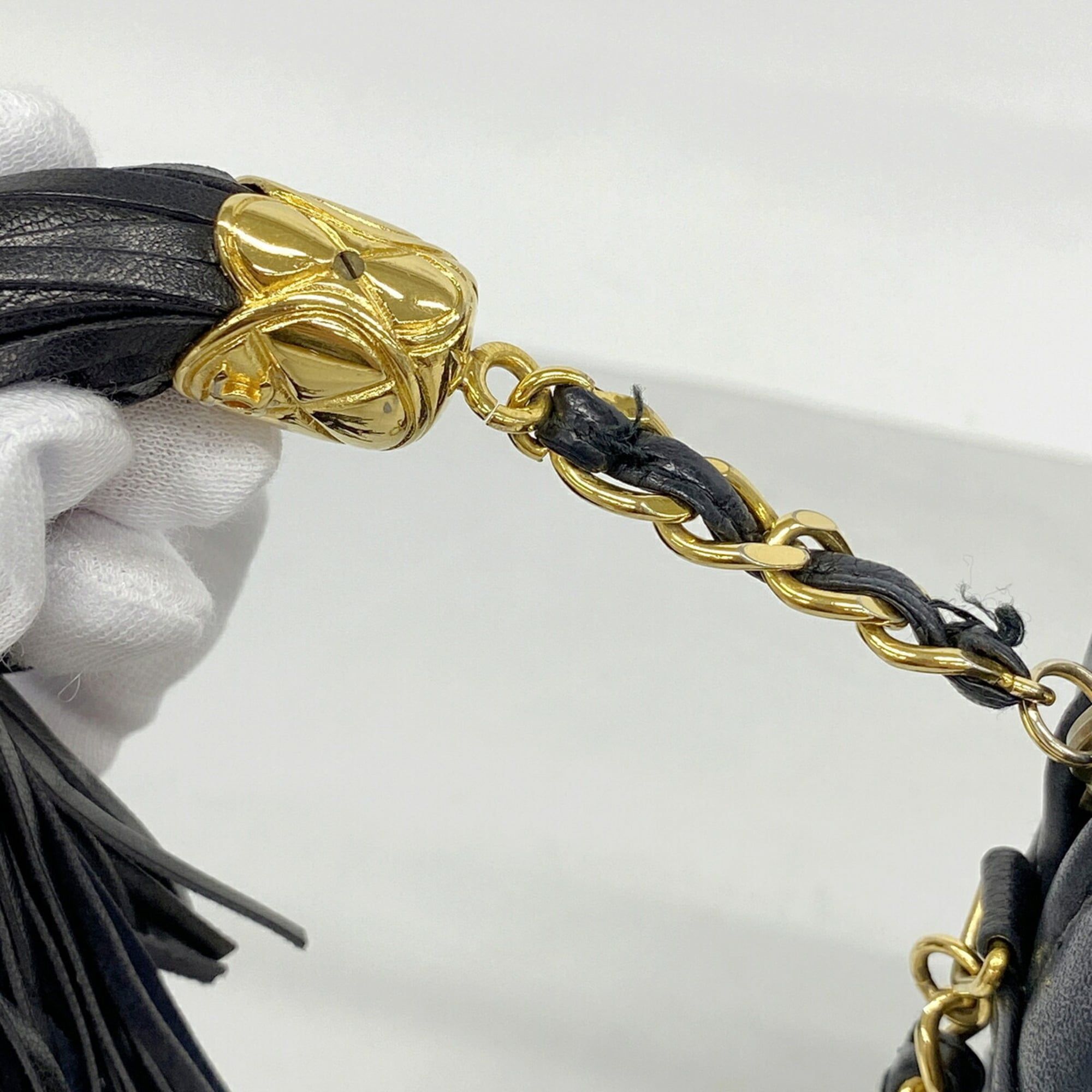 Leather Shoulder Bag (Pre-Owned) - Chanel - Modalova