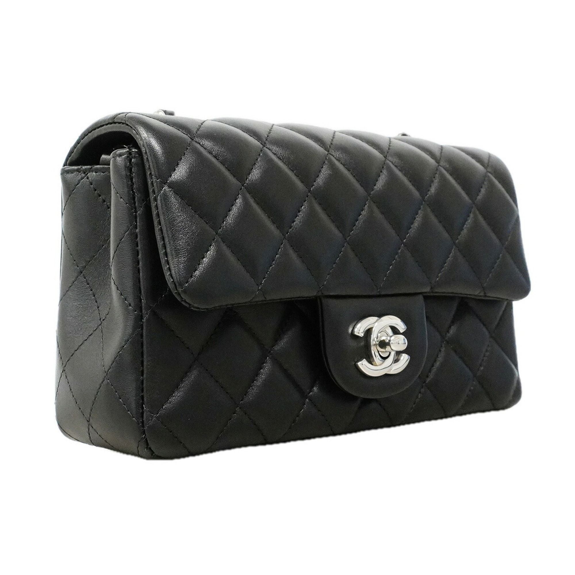 Leather Shoulder Bag (Pre-Owned) - Chanel - Modalova