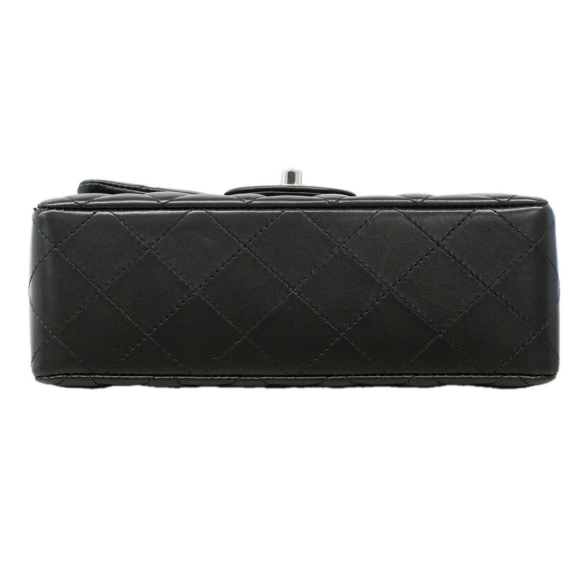 Leather Shoulder Bag (Pre-Owned) - Chanel - Modalova