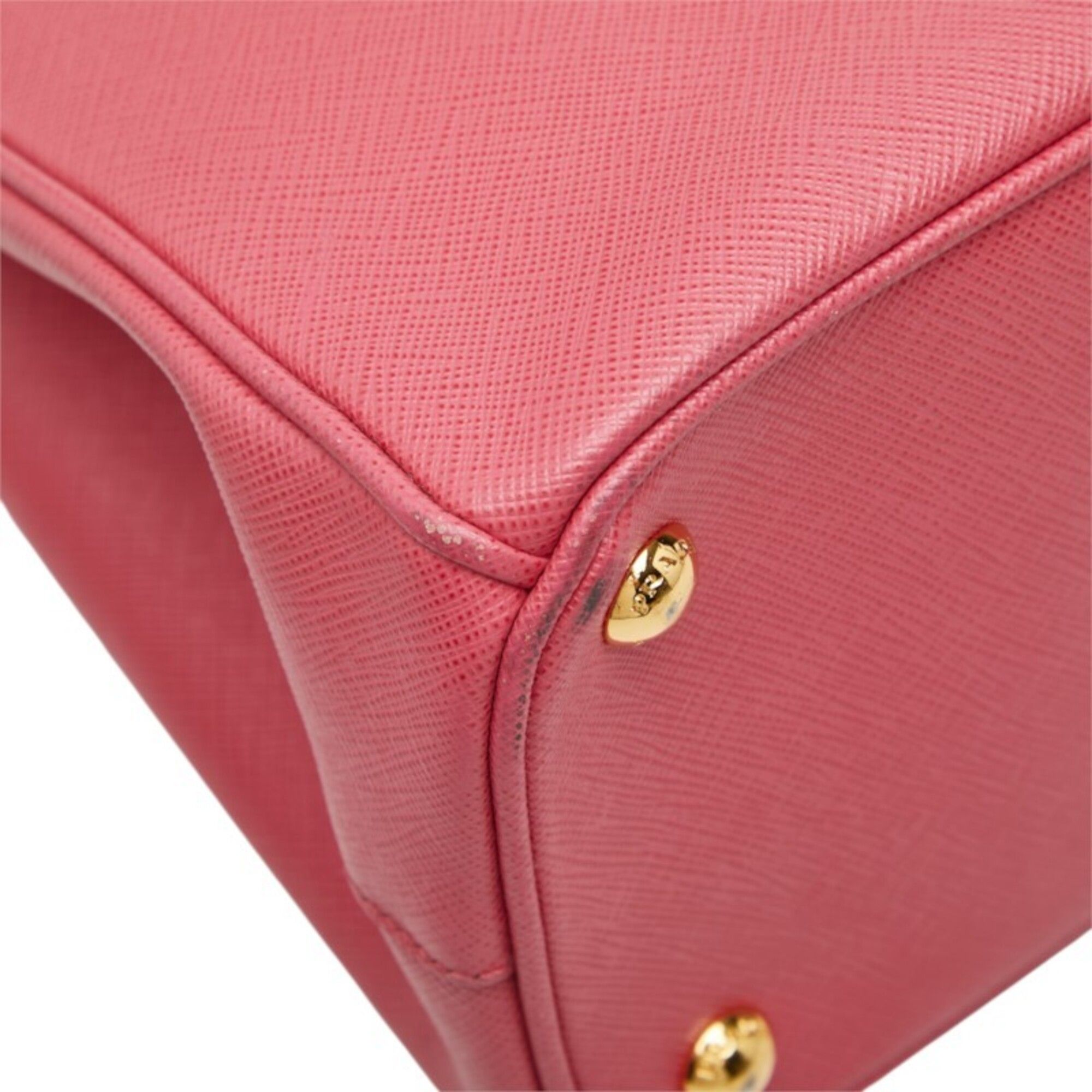 Saffiano Triangle Leather Handbag Shoulder Bag (Pre-Owned) - Prada - Modalova