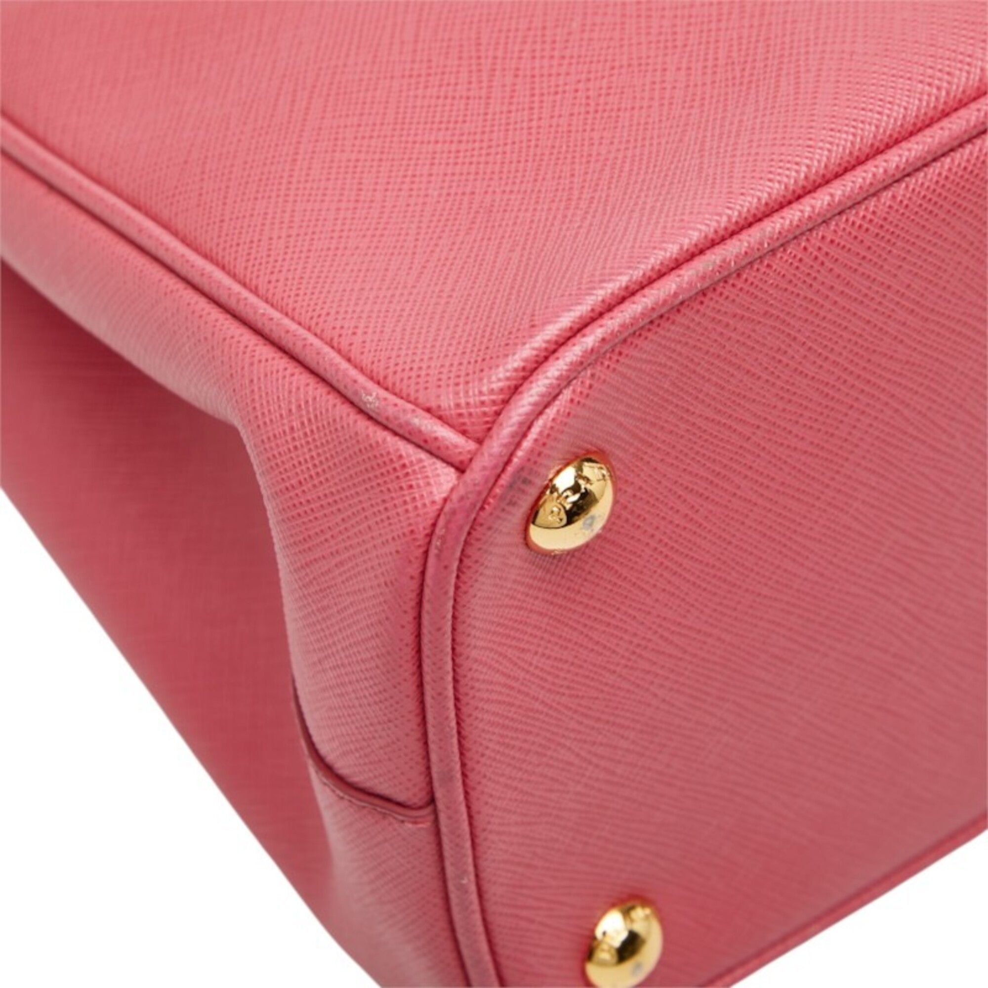 Saffiano Triangle Leather Handbag Shoulder Bag (Pre-Owned) - Prada - Modalova