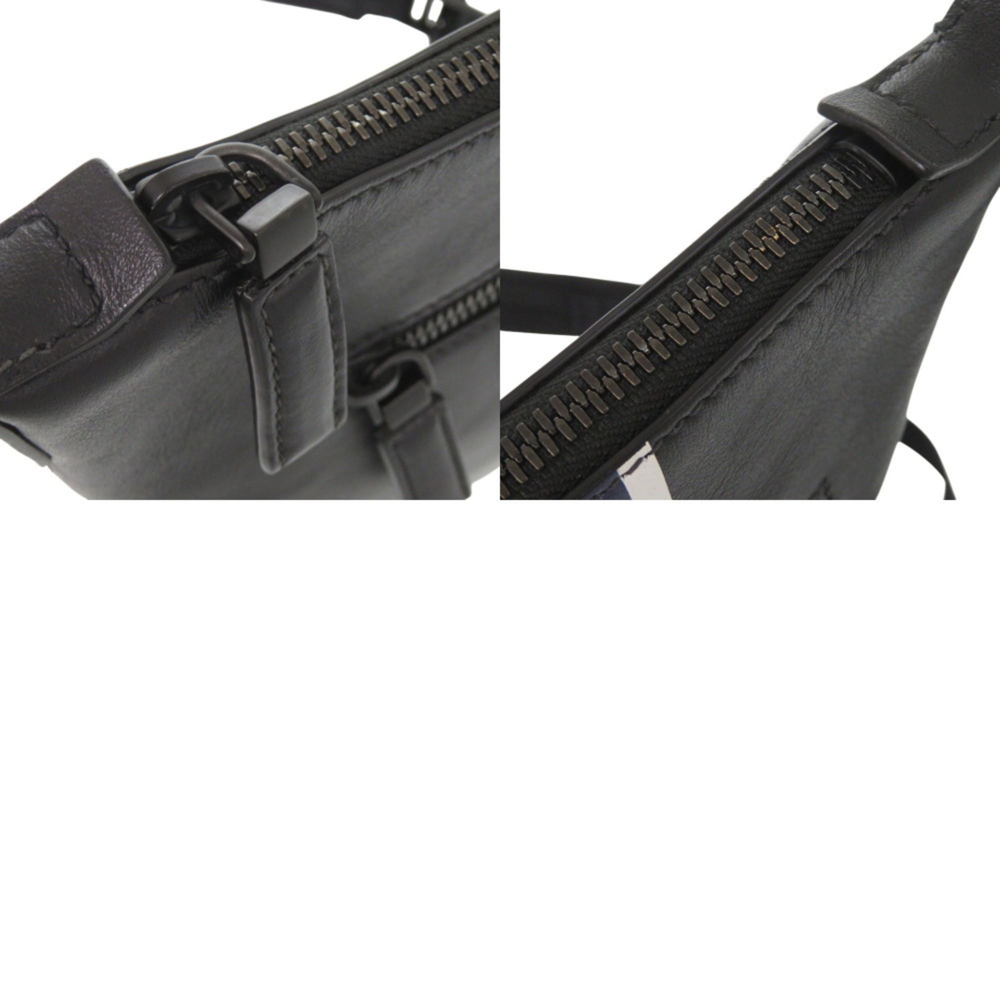 Leather Shoulder Bag (Pre-Owned) - Prada - Modalova