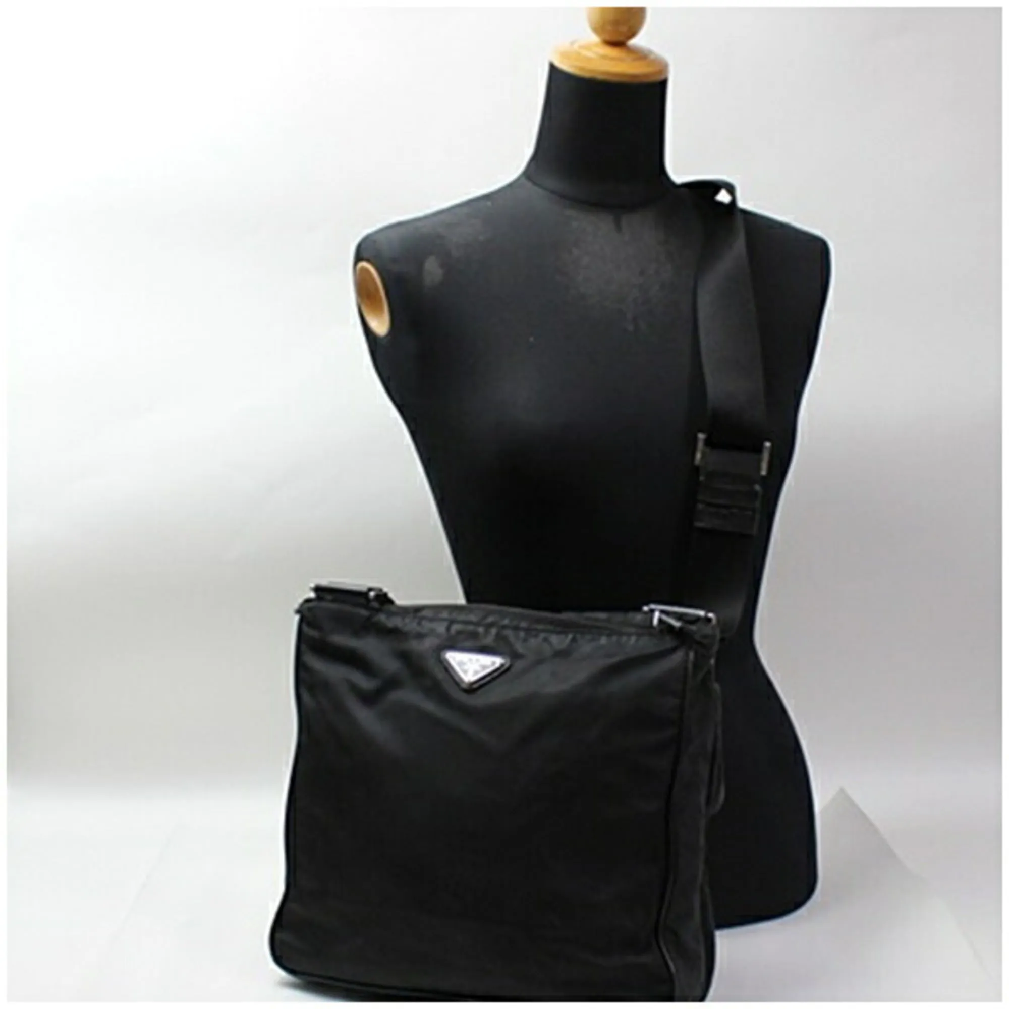 Nylon Shoulder Bag (Pre-Owned) - Prada - Modalova