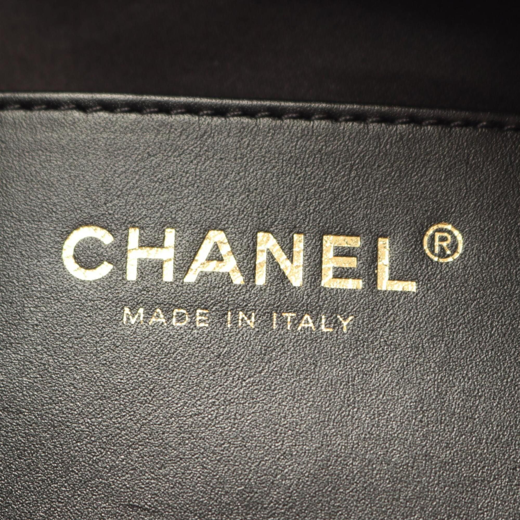 Matelasse Leather Handbag (Pre-Owned) - Chanel - Modalova