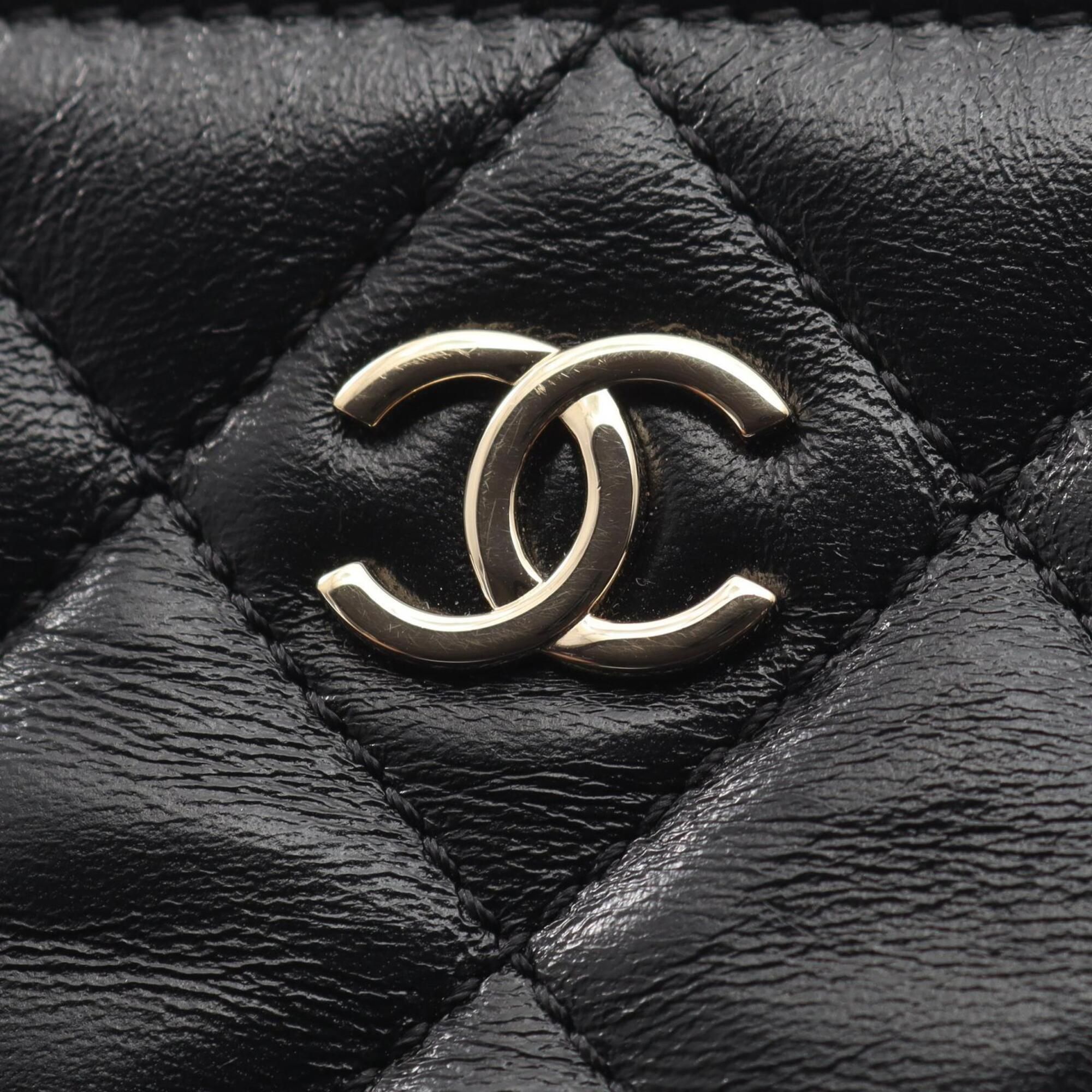 Matelasse Leather Shoulder Bag (Pre-Owned) - Chanel - Modalova