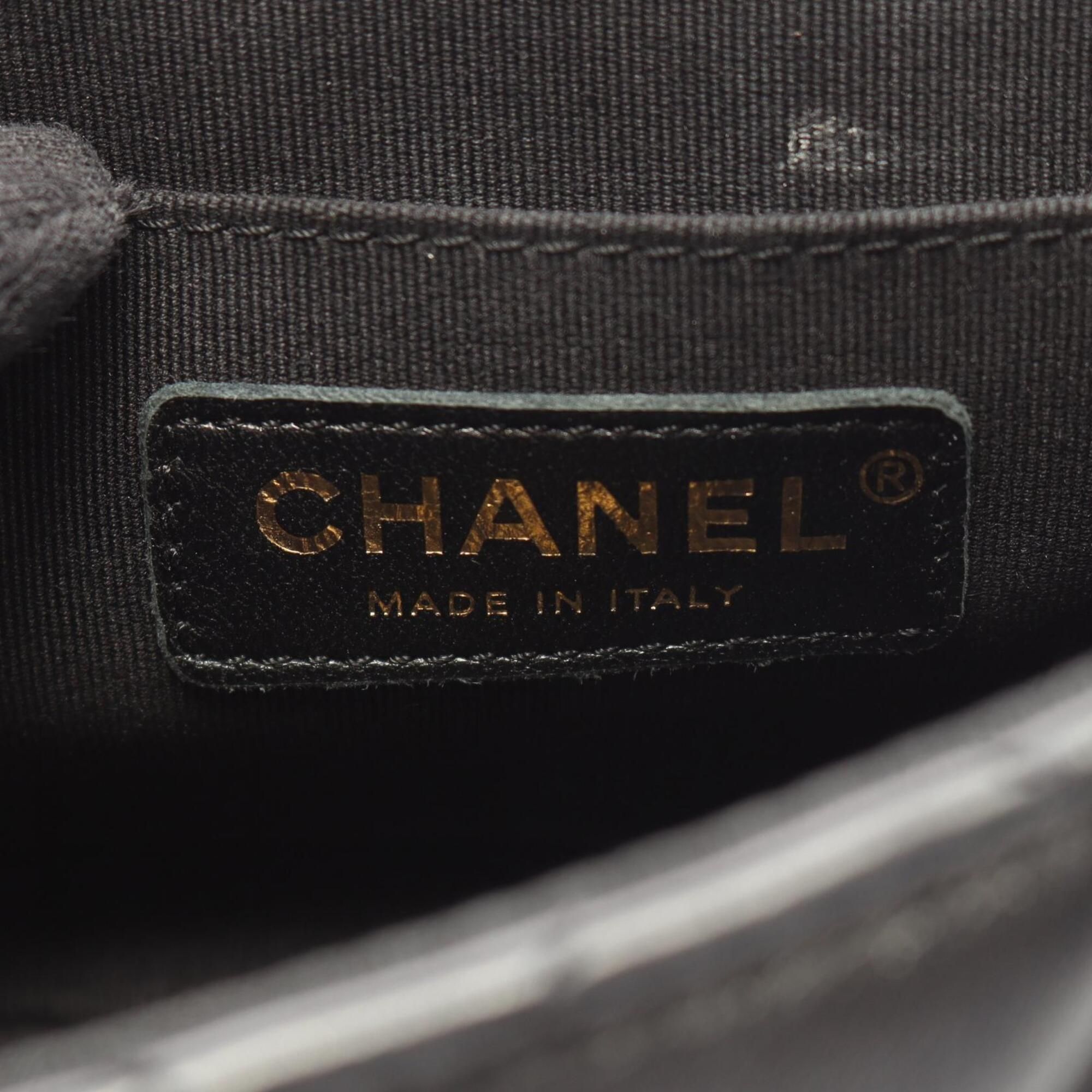 Matelasse Leather Shoulder Bag (Pre-Owned) - Chanel - Modalova