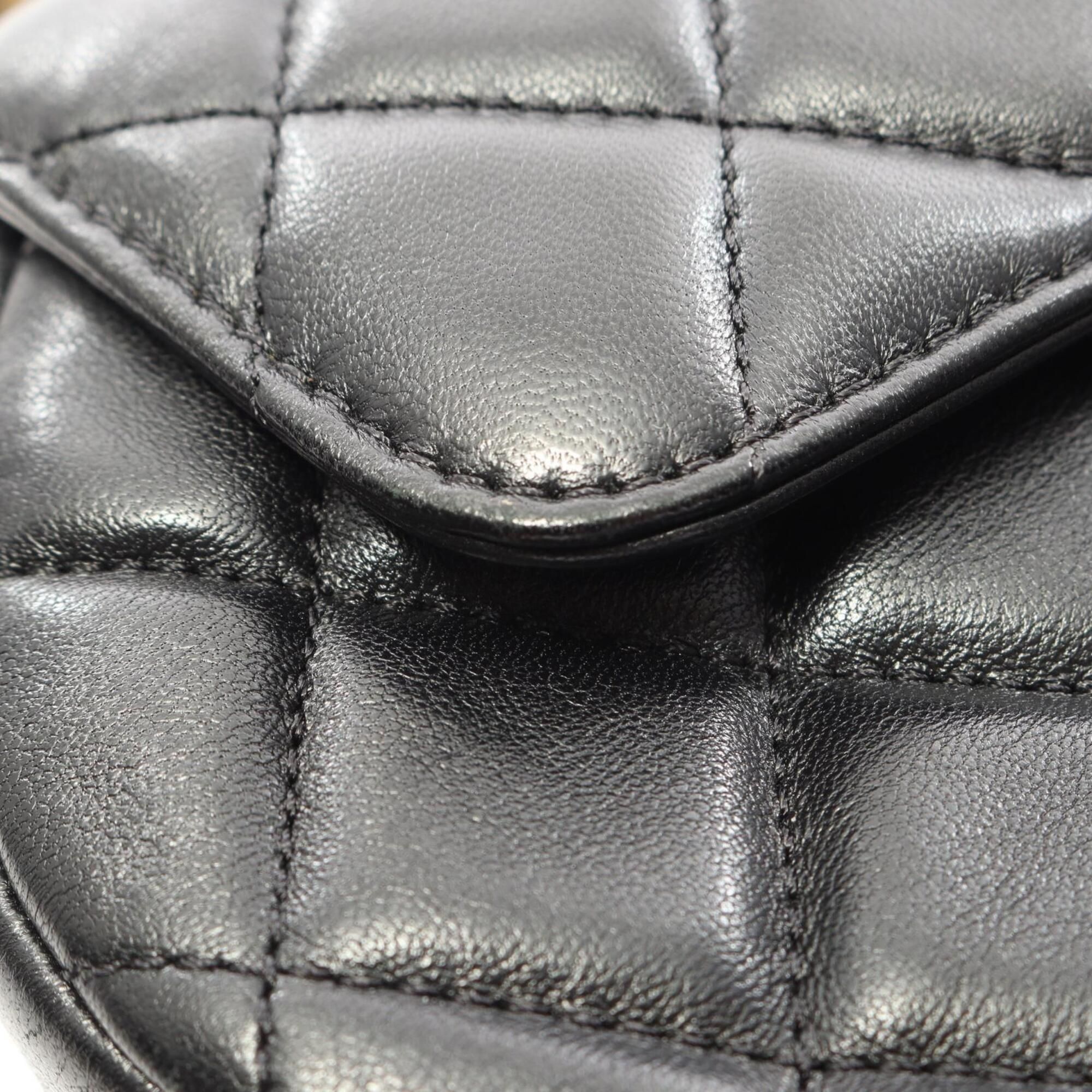 Matelasse Leather Shoulder Bag (Pre-Owned) - Chanel - Modalova