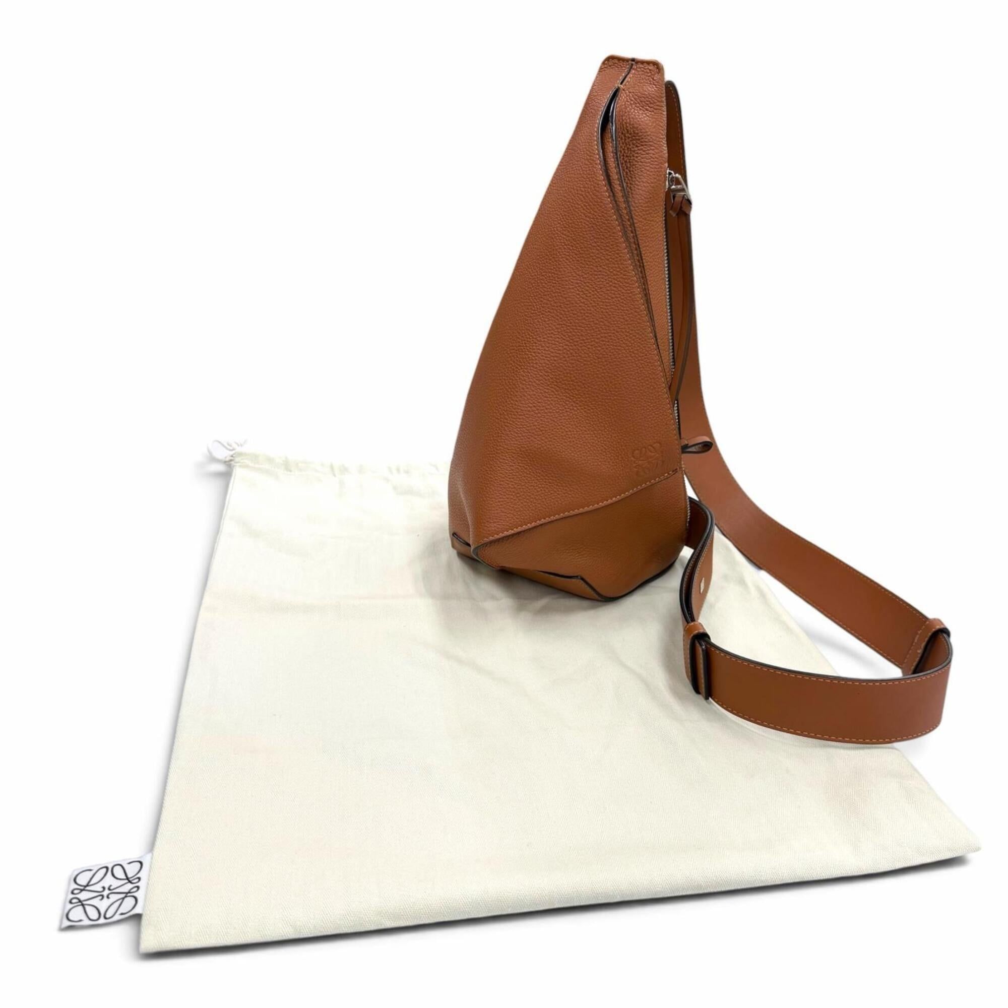 Leather Shoulder Bag (Pre-Owned) - Loewe - Modalova