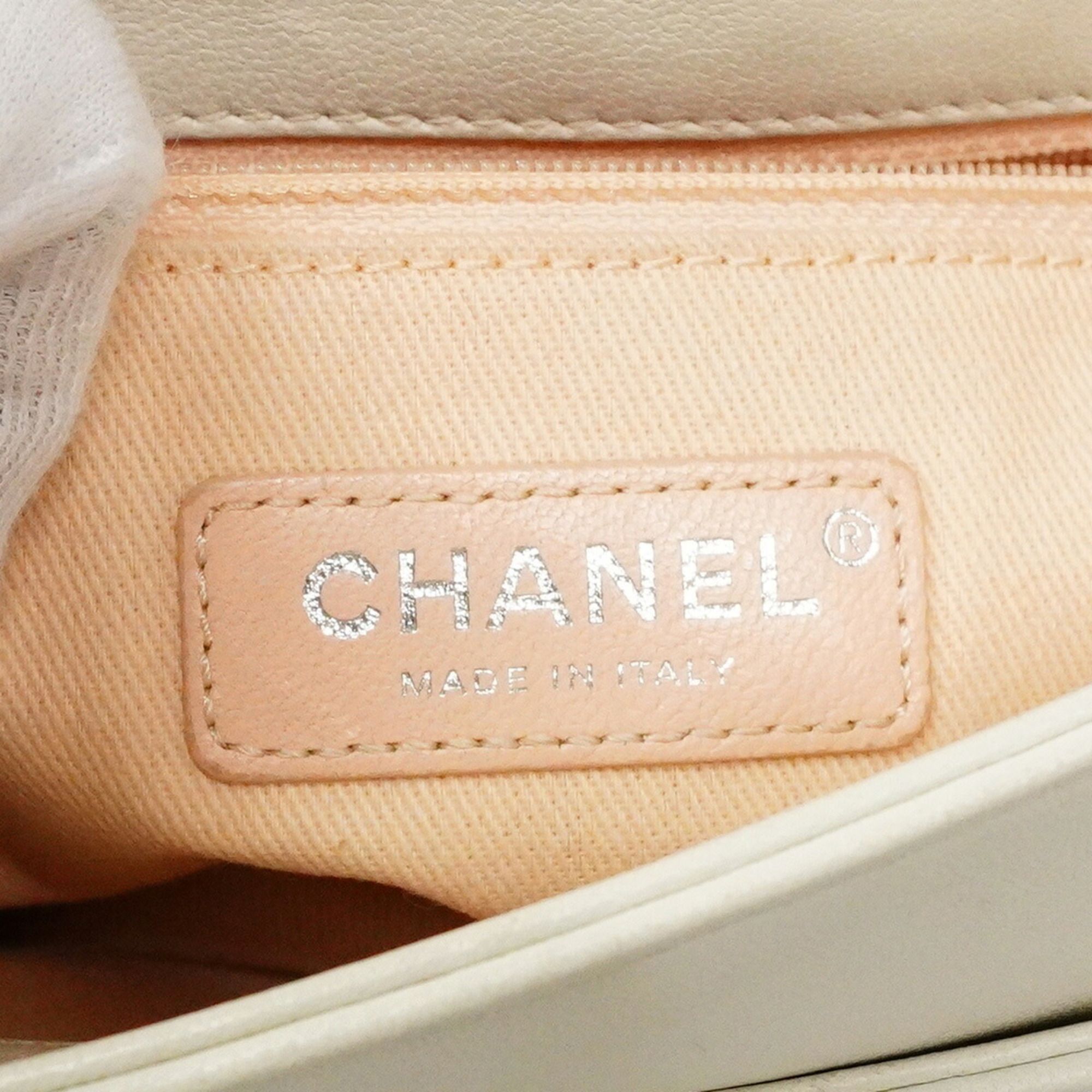 Leather Shoulder Bag (Pre-Owned) - Chanel - Modalova