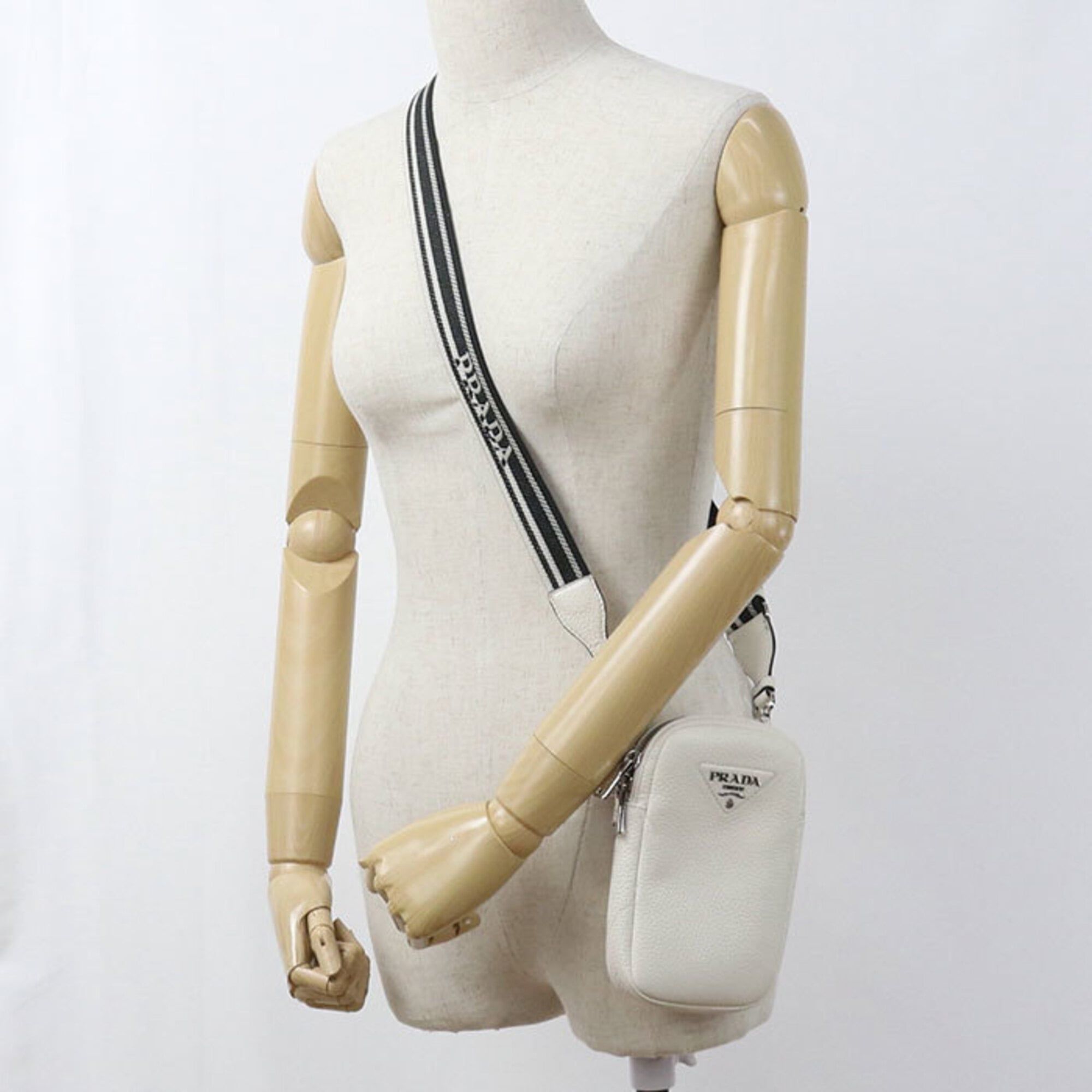 Leather Shoulder Bag (Pre-Owned) - Prada - Modalova