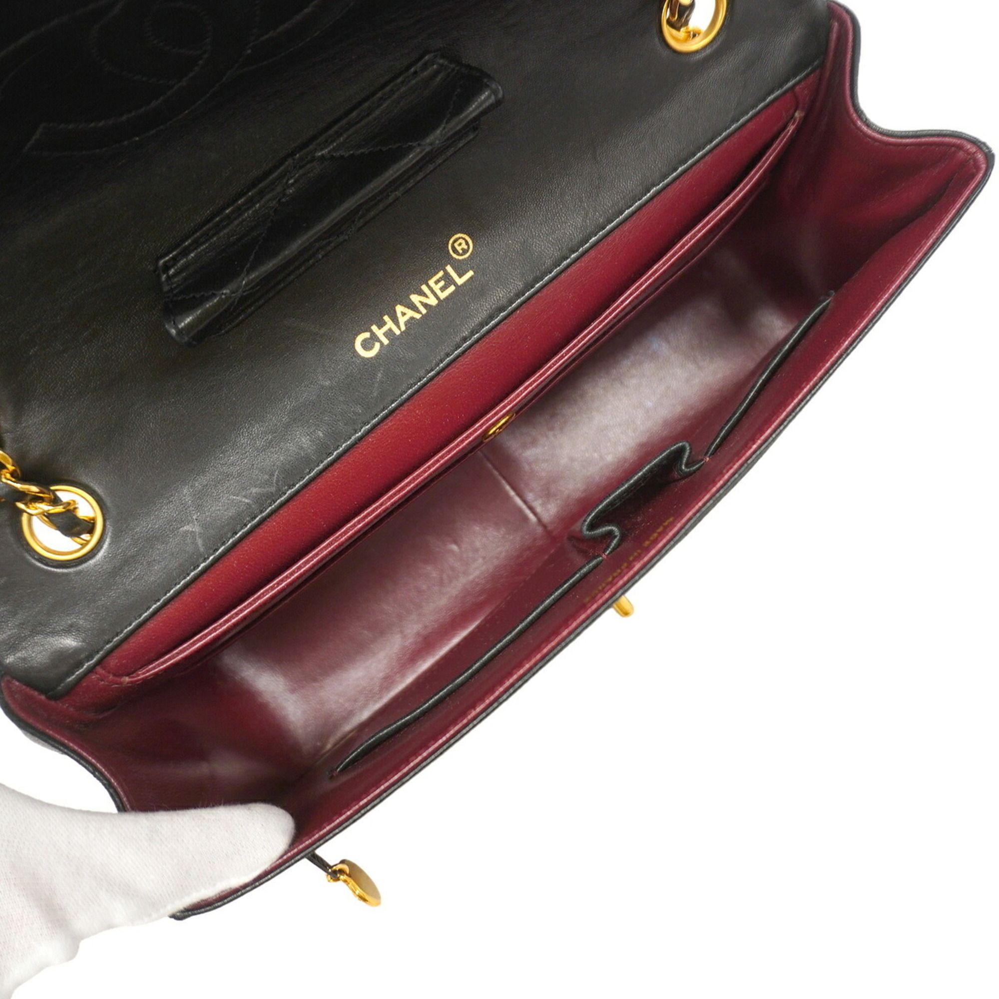 Leather Shoulder Bag (Pre-Owned) - Chanel - Modalova