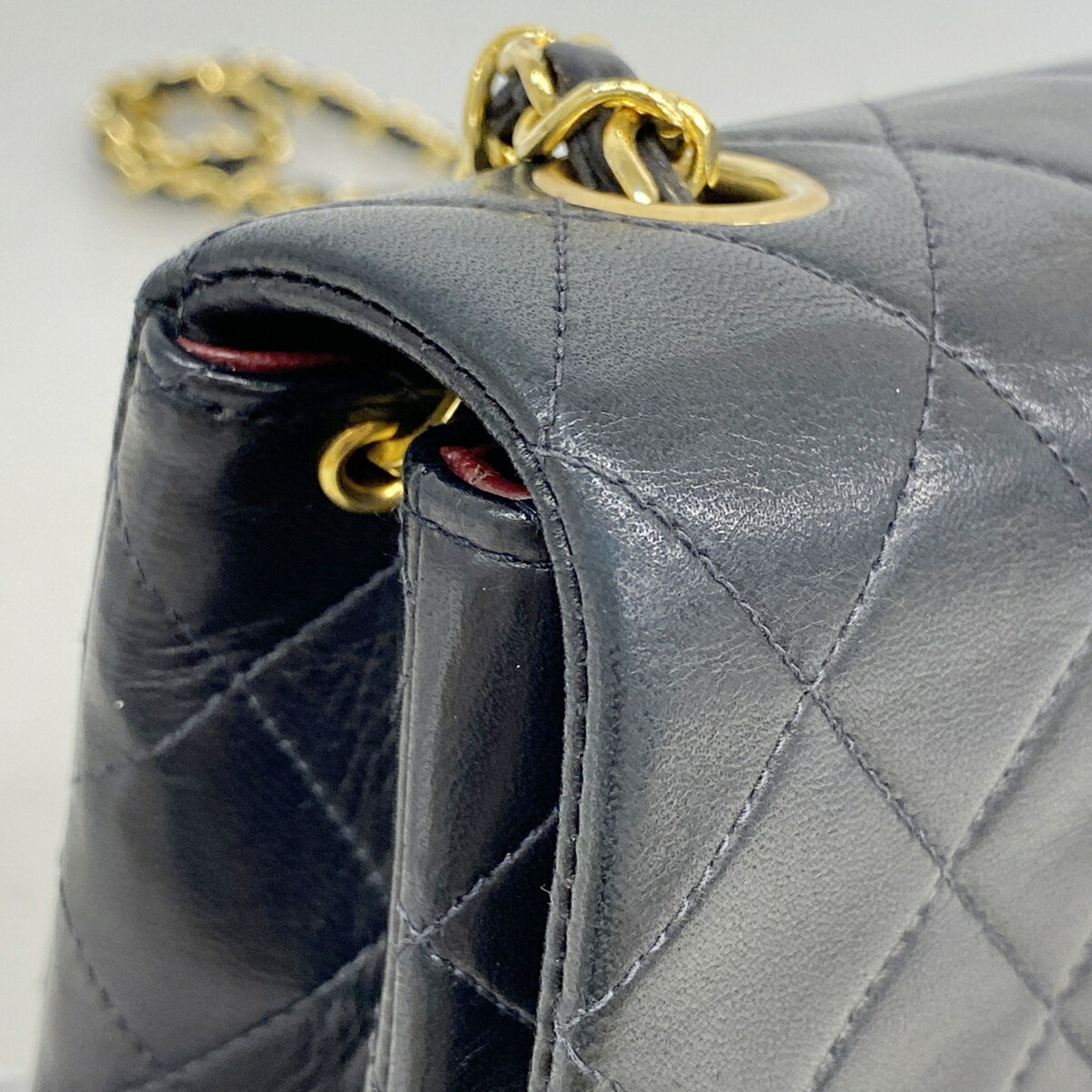 Leather Shoulder Bag (Pre-Owned) - Chanel - Modalova