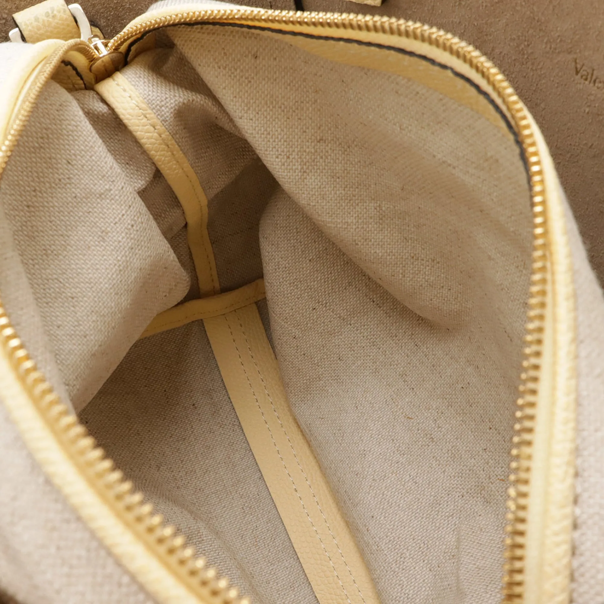 Leather Pouch Shoulder Bag (Pre-Owned) - Valextra - Modalova