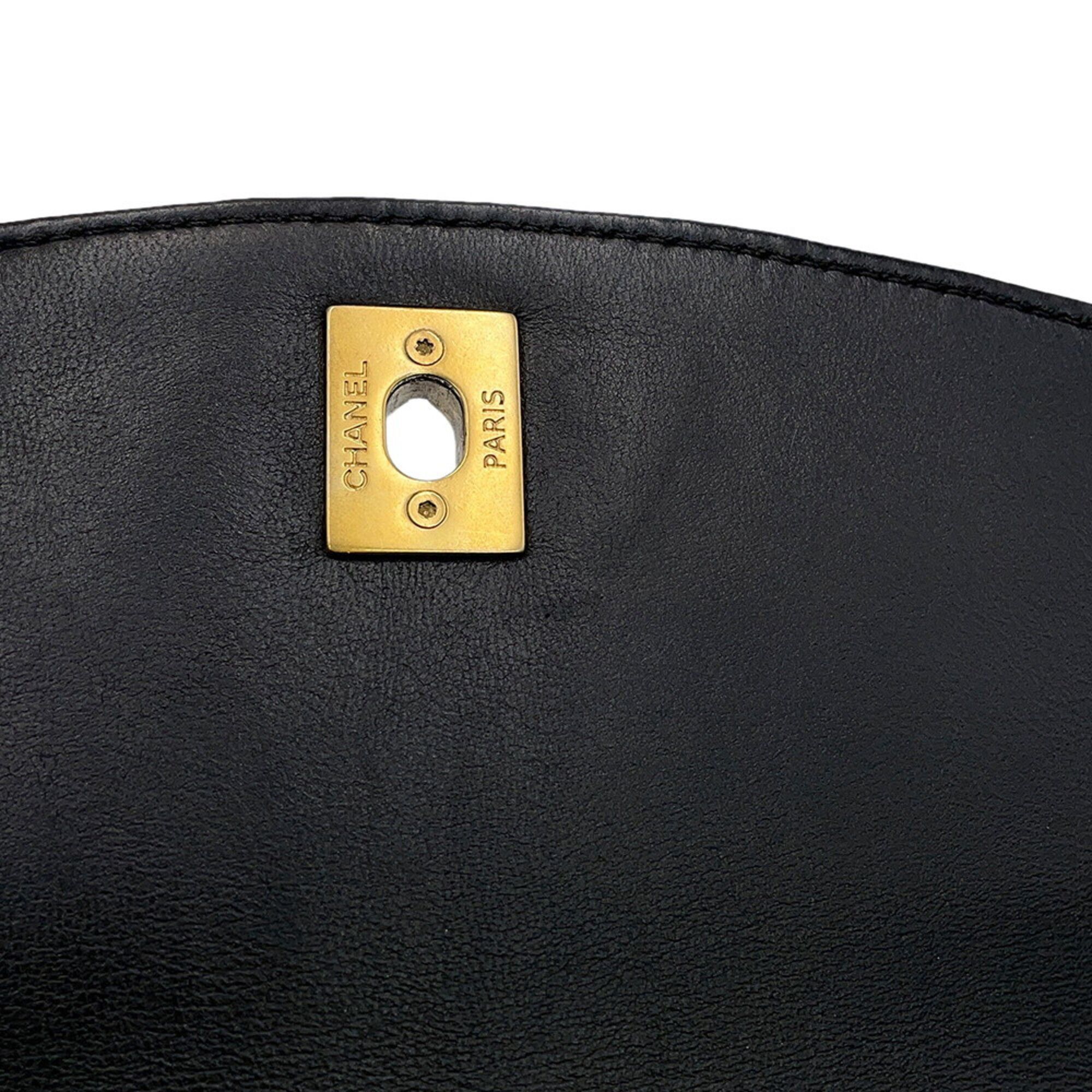 Matelasse Leather Handbag Shoulder Bag (Pre-Owned) - Chanel - Modalova