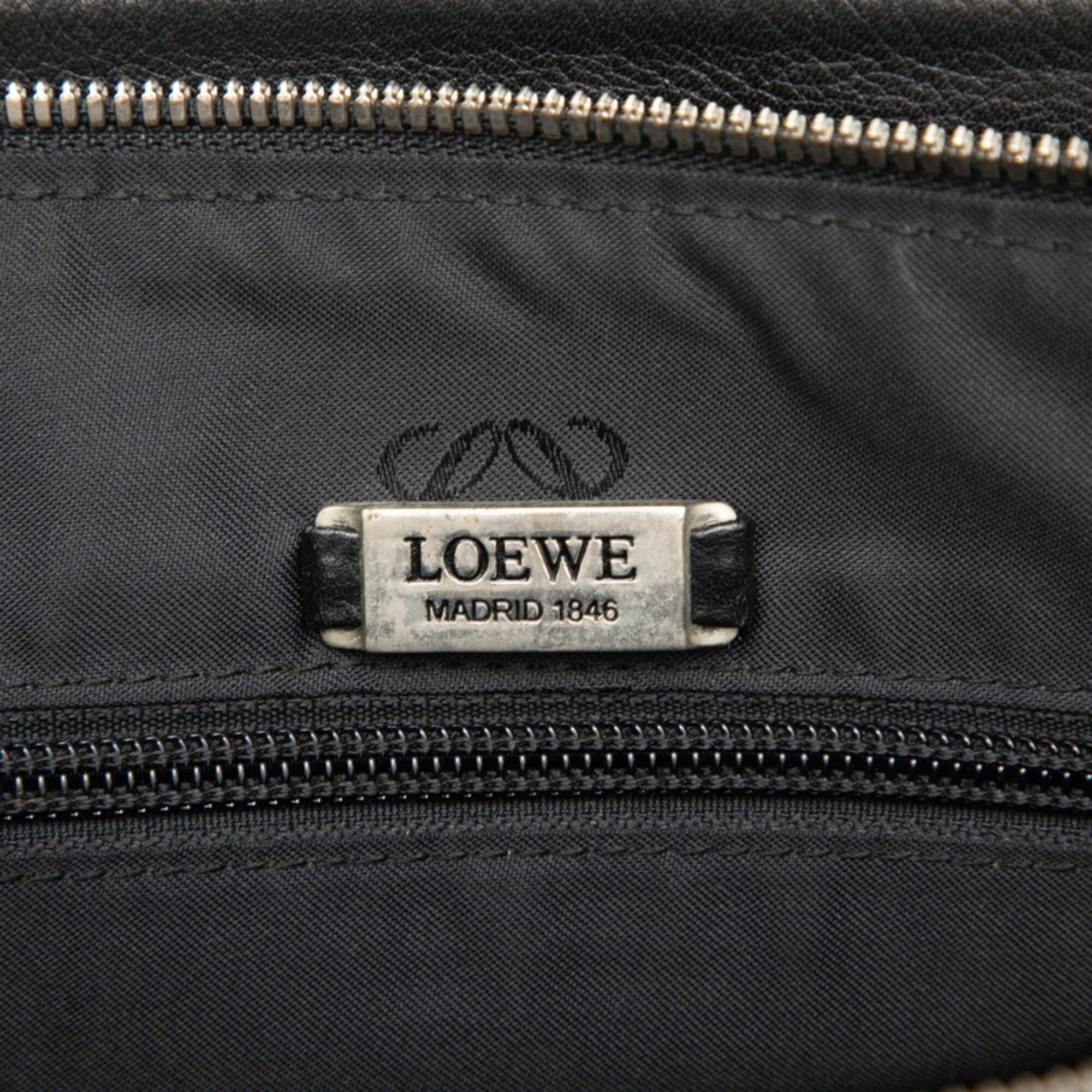 Leather Shoulder Bag (Pre-Owned) - Loewe - Modalova