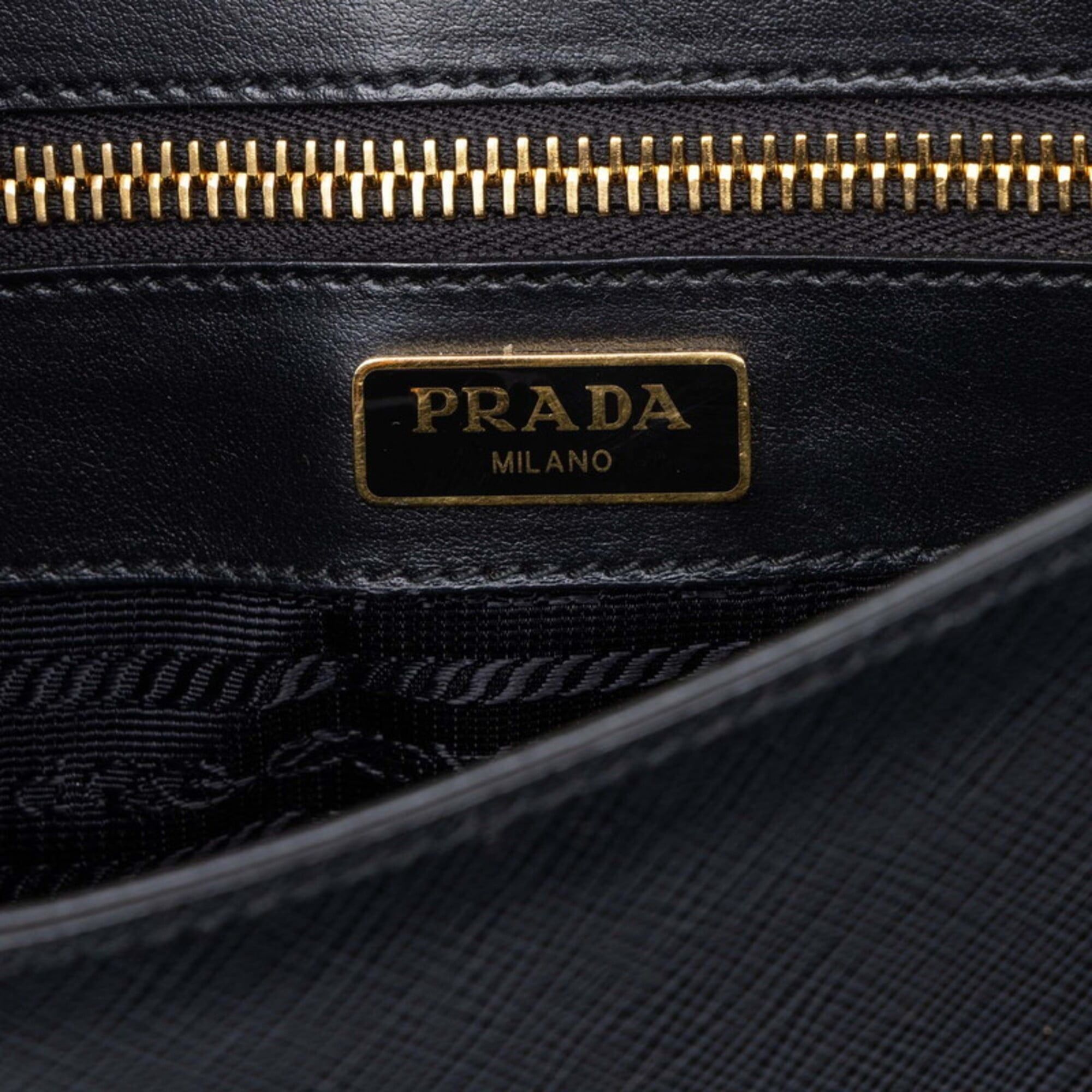 Leather Shoulder Bag (Pre-Owned) - Prada - Modalova