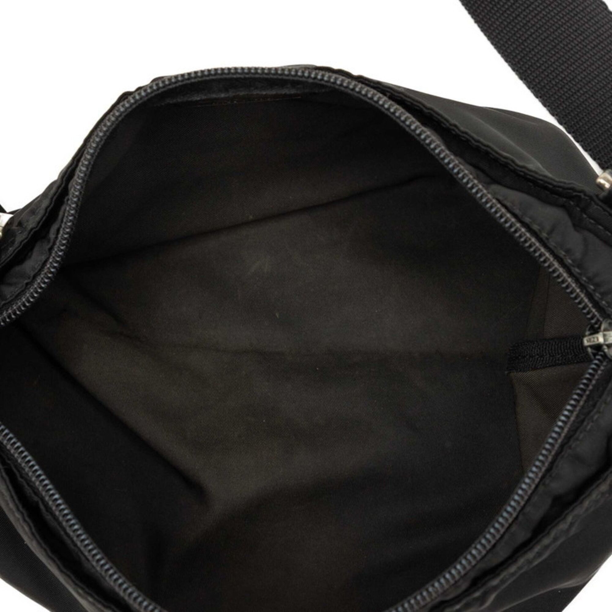 Nylon Shoulder Bag (Pre-Owned) - Prada - Modalova