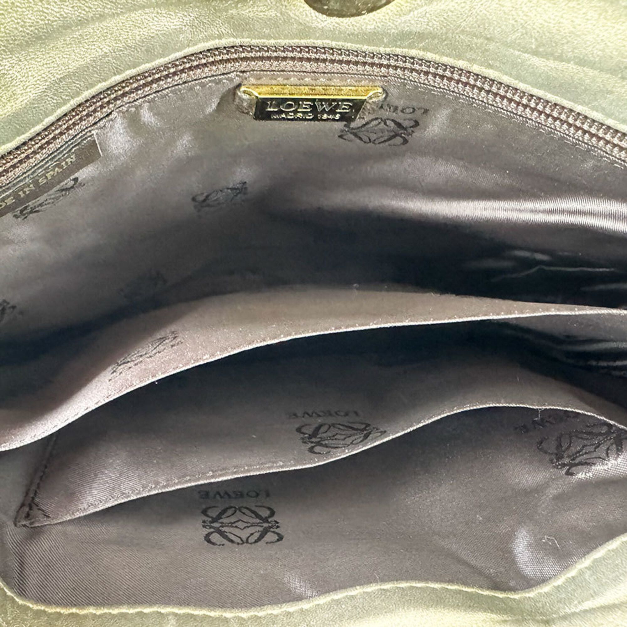 Leather Shoulder Bag (Pre-Owned) - Loewe - Modalova
