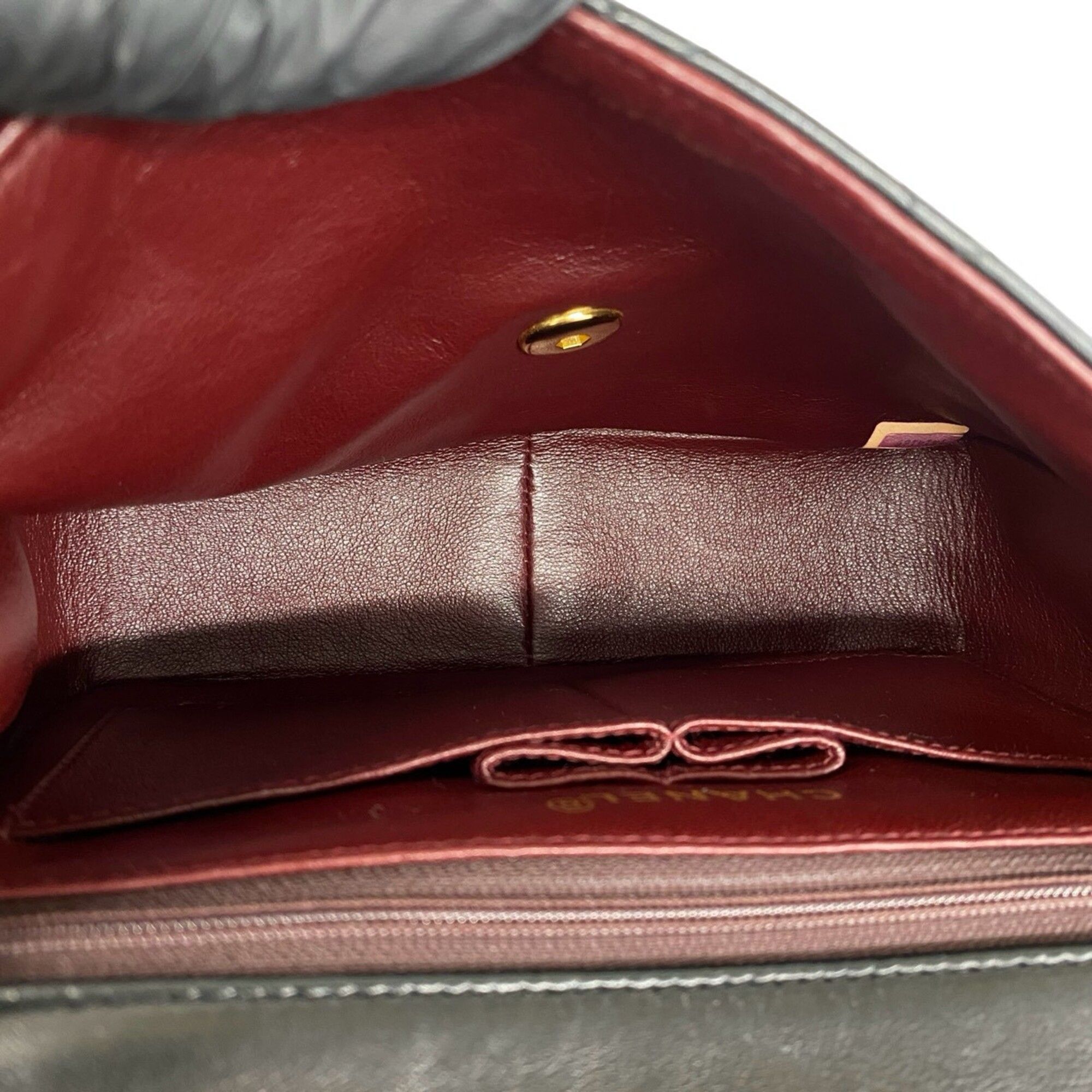 Leather Shoulder Bag (Pre-Owned) - Chanel - Modalova
