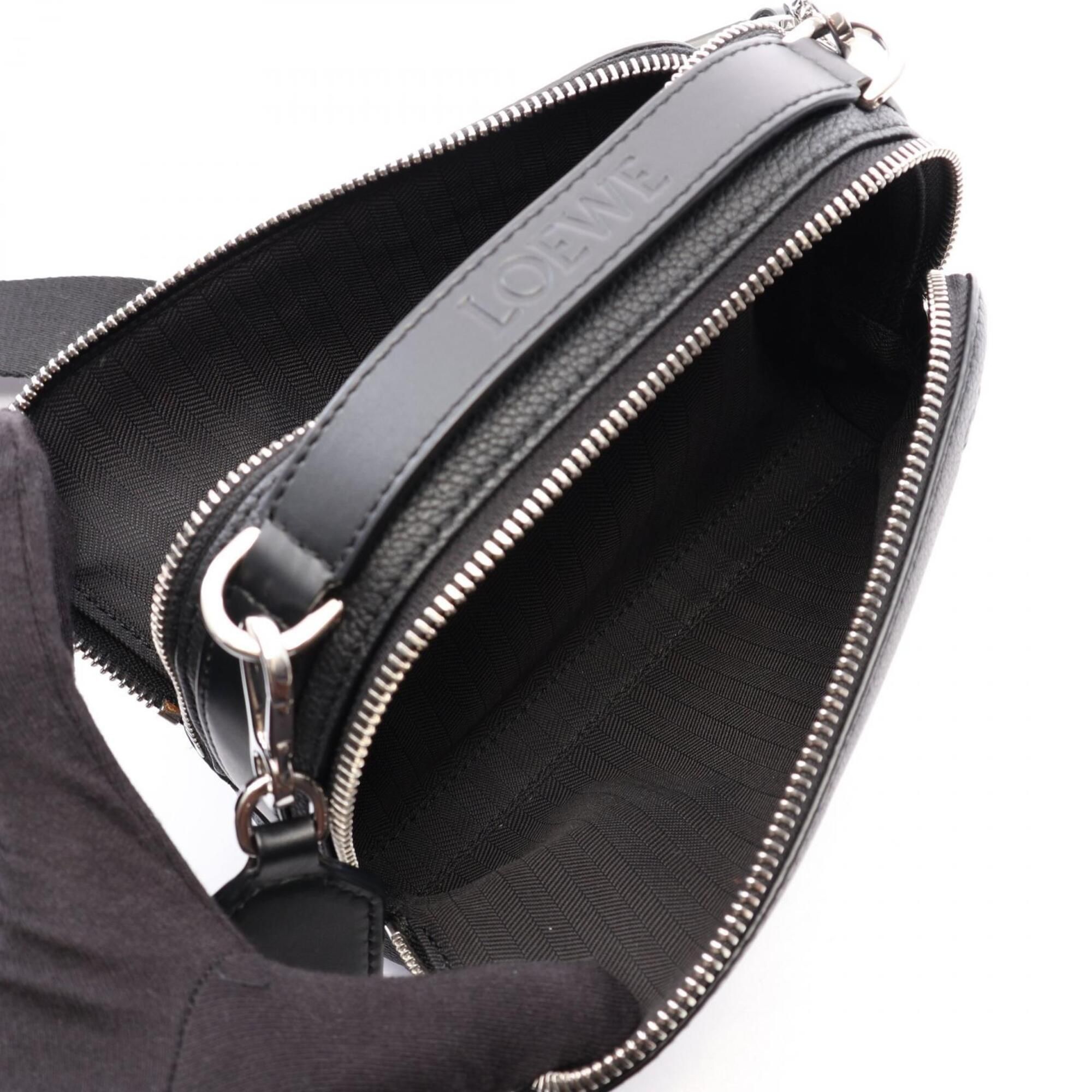 Leather Handbag (Pre-Owned) - Loewe - Modalova