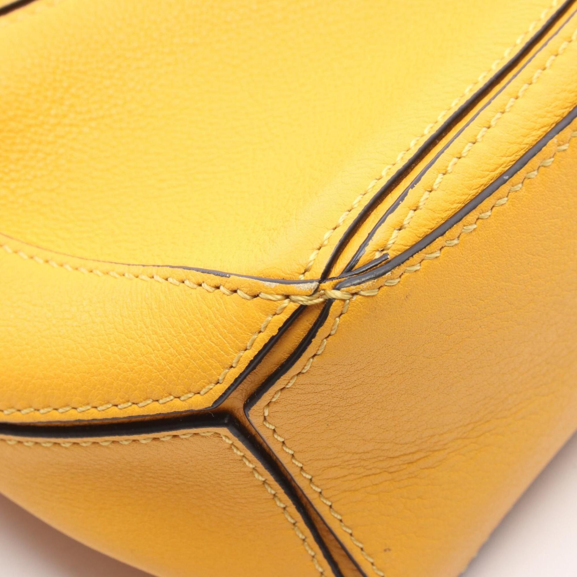 Leather Handbag (Pre-Owned) - Loewe - Modalova