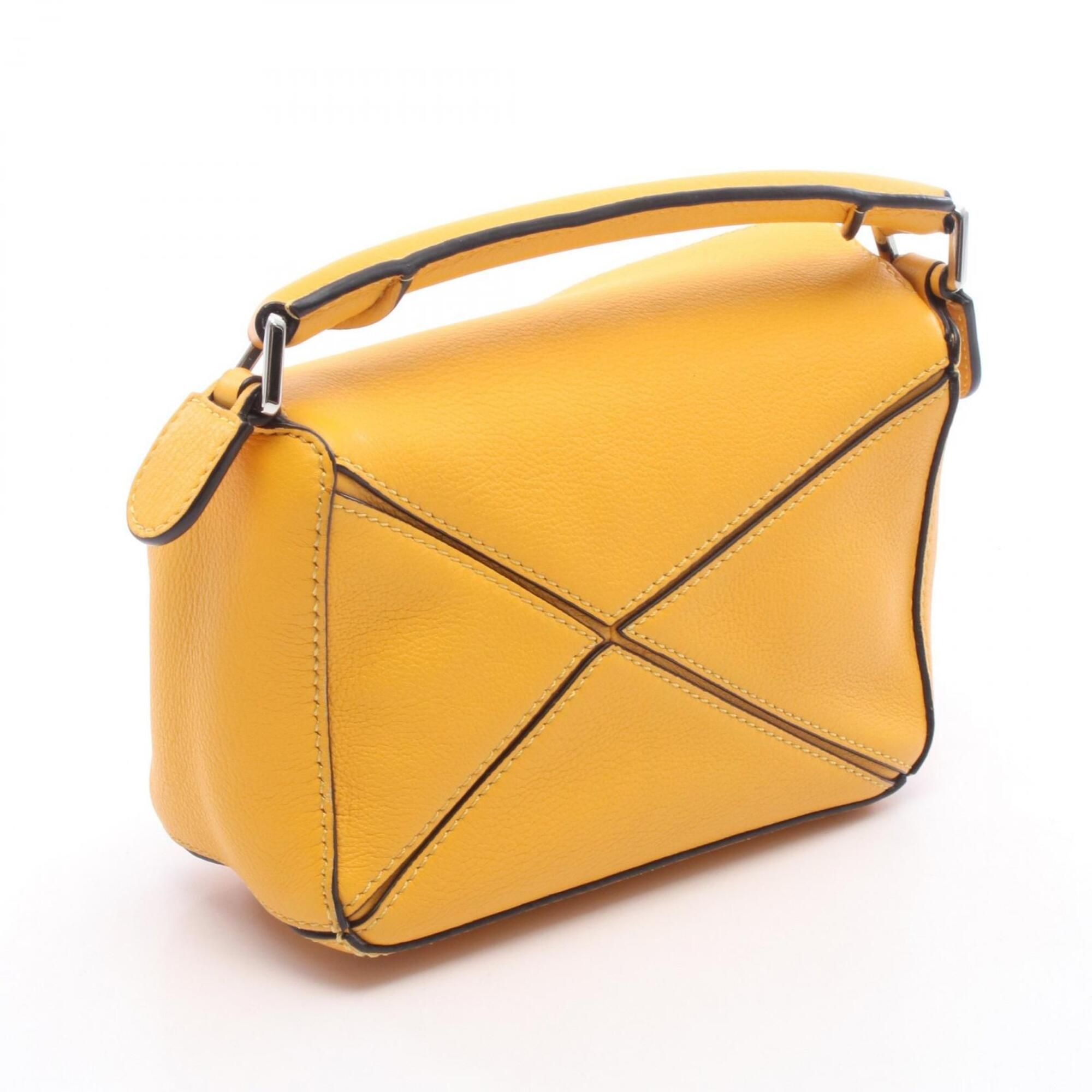 Leather Handbag (Pre-Owned) - Loewe - Modalova