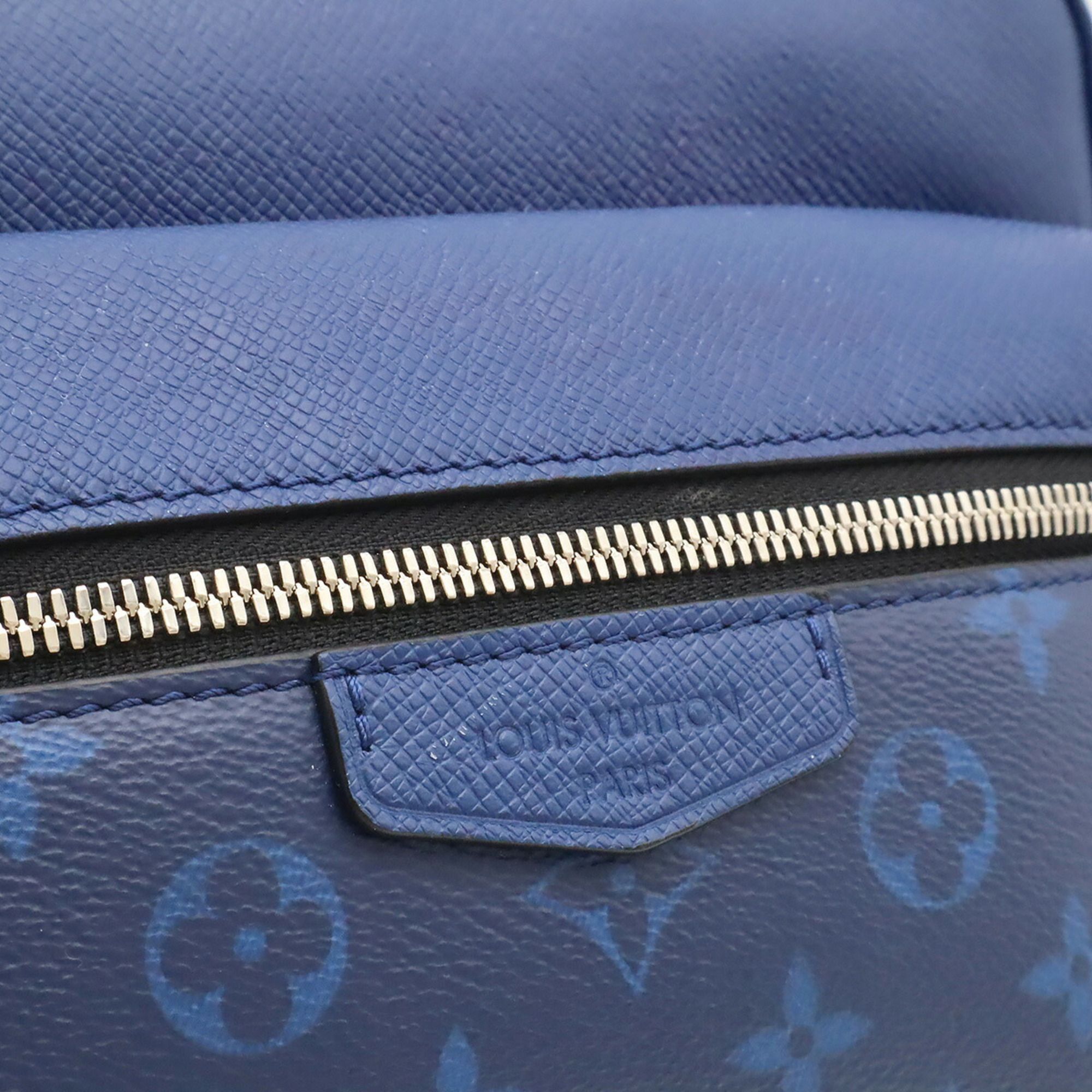 Taigarama Monogram Taiga Leather Shoulder Bag (Pre-Owned) - Louis Vuitton - Modalova