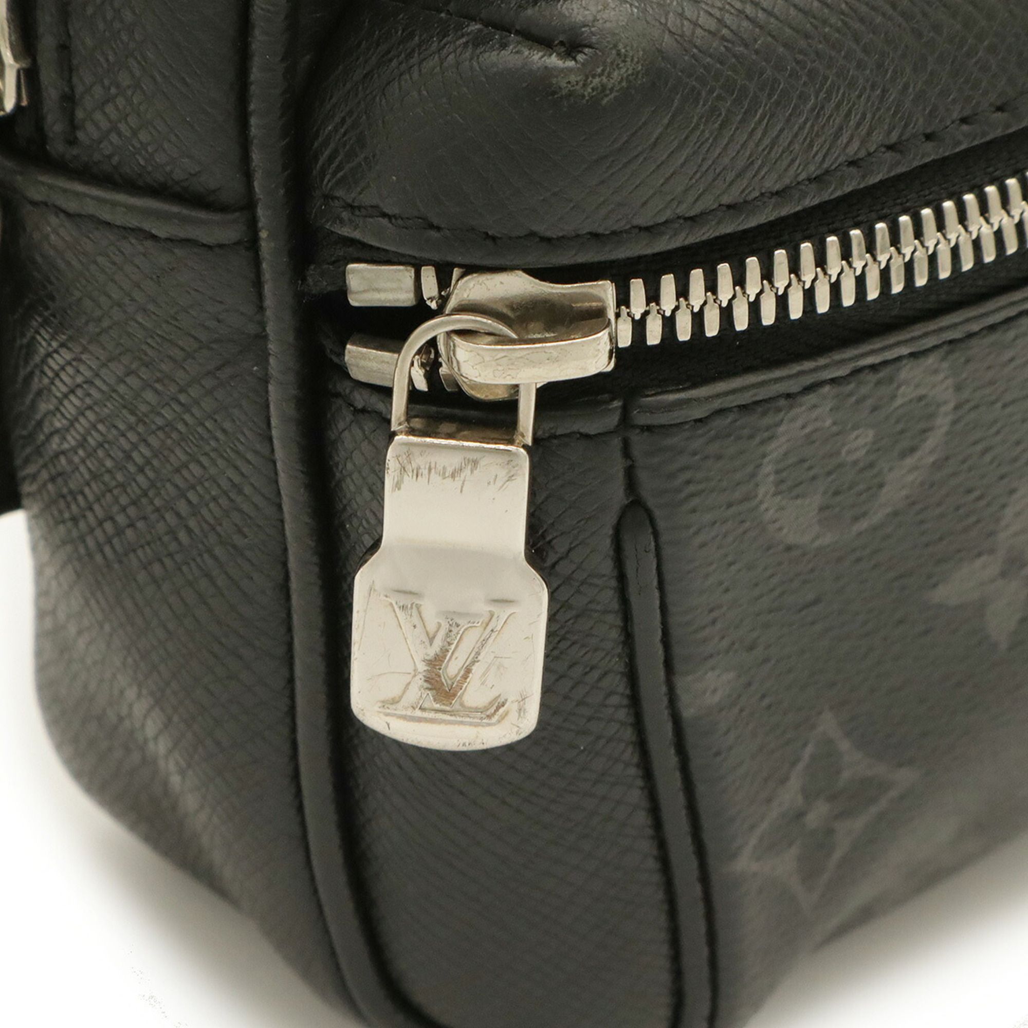 Monogram Eclipse Monogram Eclipse Taiga Leather Fanny Pack (Pre-Owned) - Louis Vuitton - Modalova