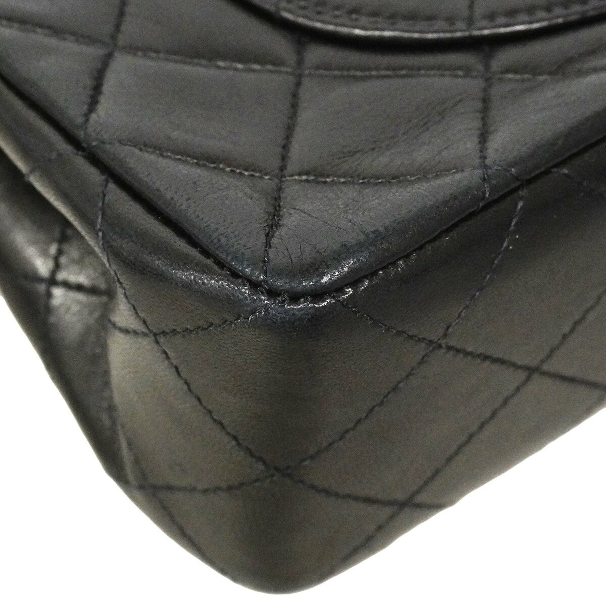 Leather Shoulder Bag (Pre-Owned) - Chanel - Modalova
